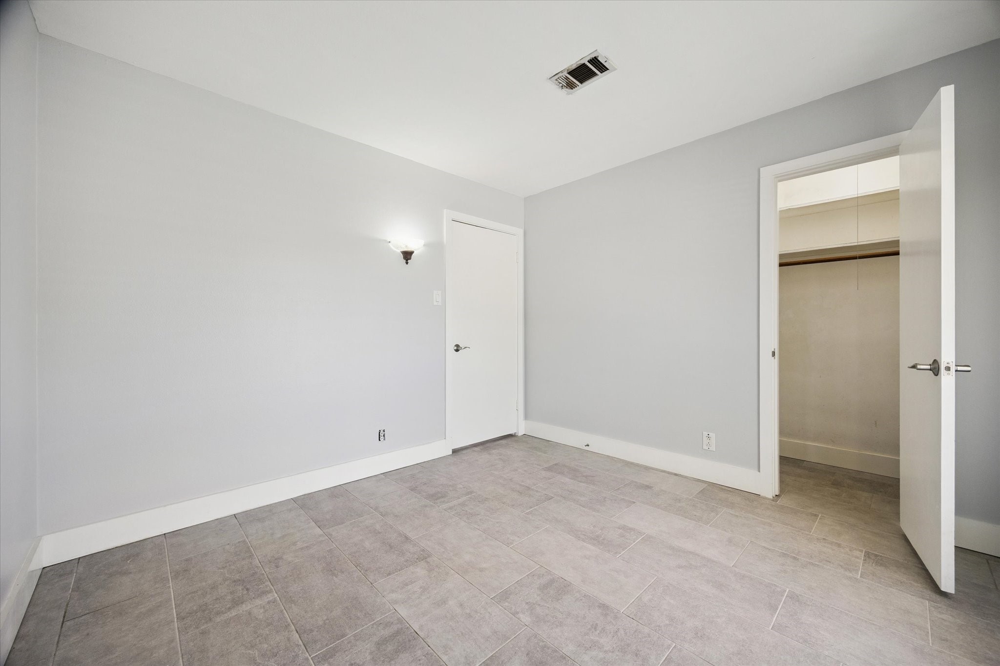 9407 Meadowbriar Lane Property Photo 31