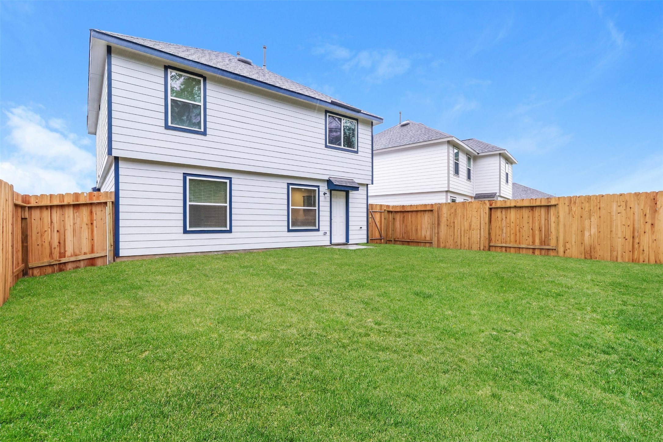 13524 Stonecat Drive Property Photo 3