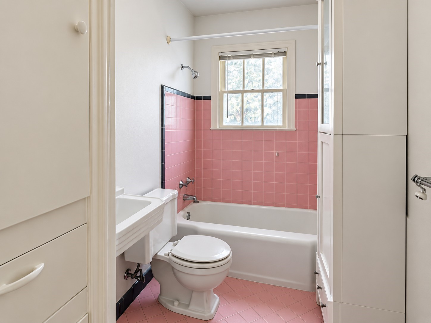 1103 E 23rd Street 2 Property Photo 10
