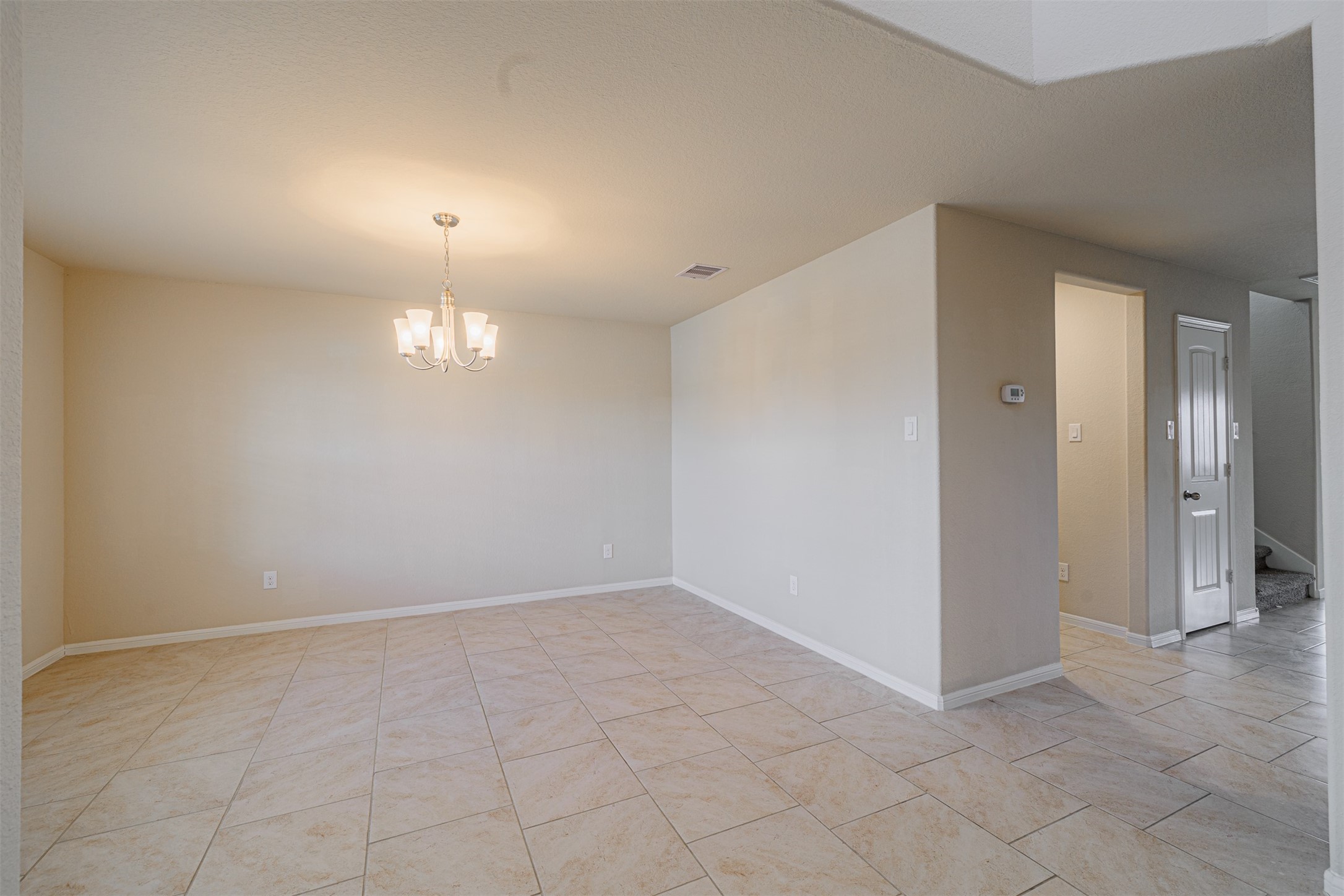 3142 Mcdonough Way Property Photo 5