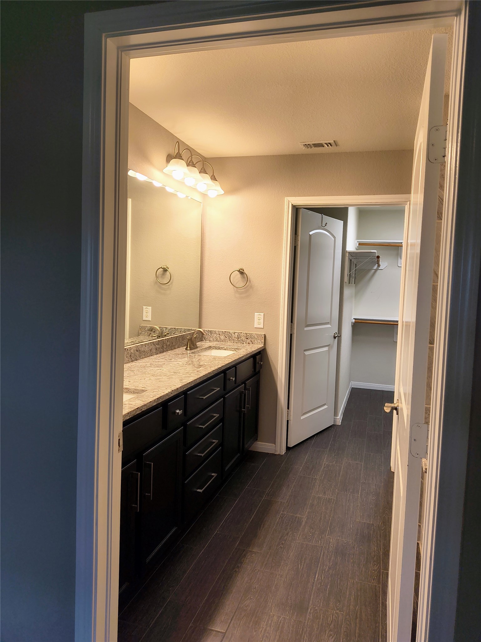 3211 Canella Cove Property Photo 14