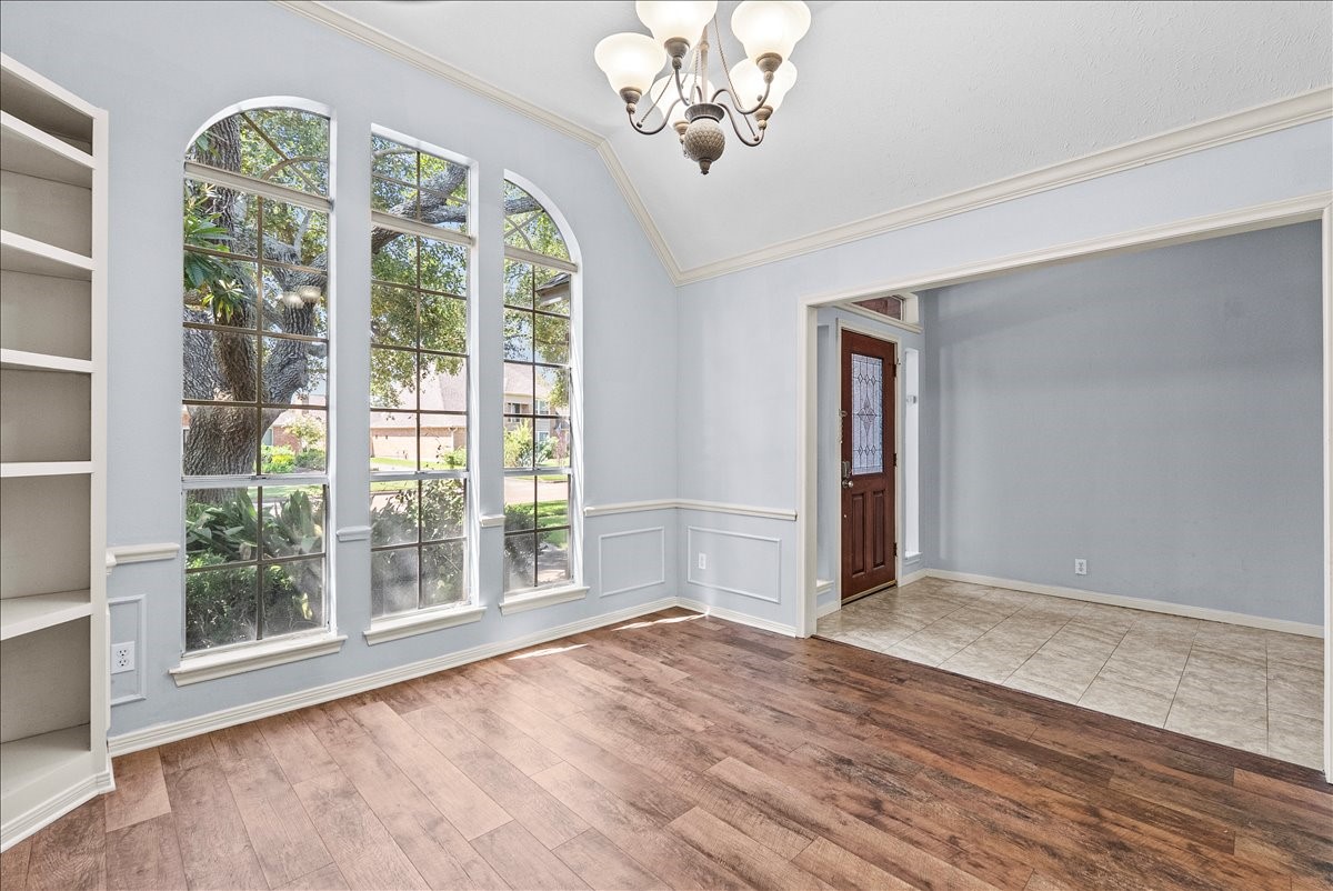 2422 Fairwind Drive Property Photo 18