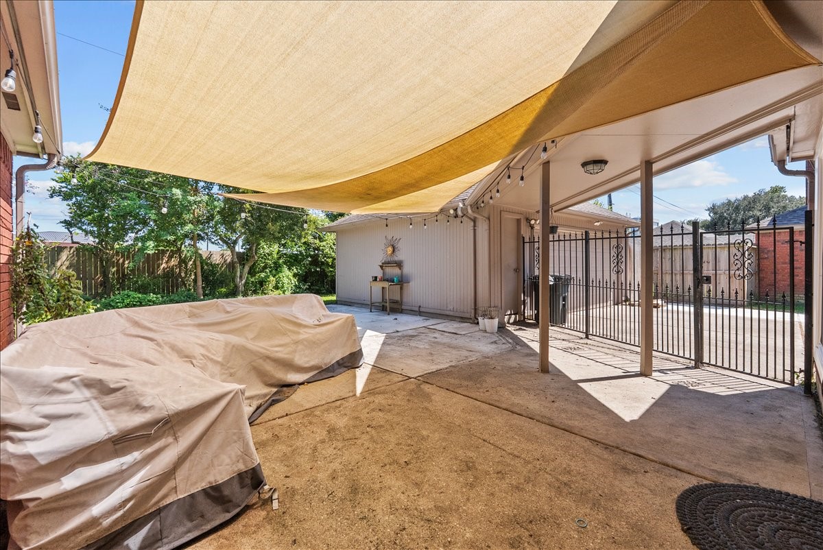 2422 Fairwind Drive Property Photo 32