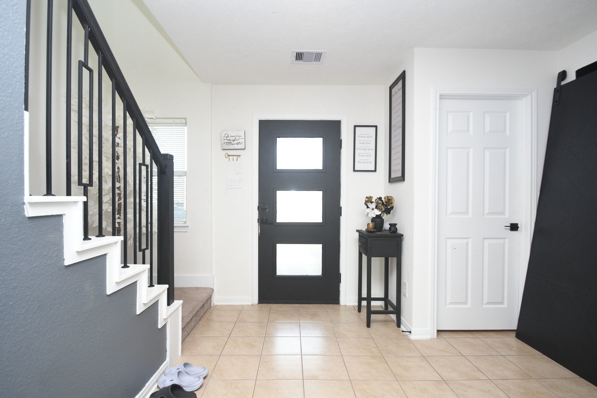 4857 Sun Falls Drive Property Photo 15