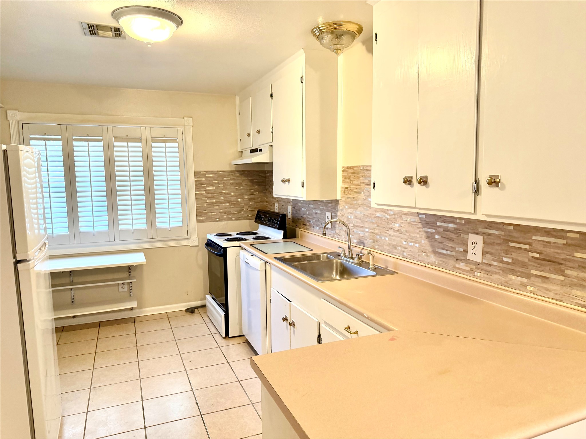 4275 Bethel Boulevard Property Photo 11