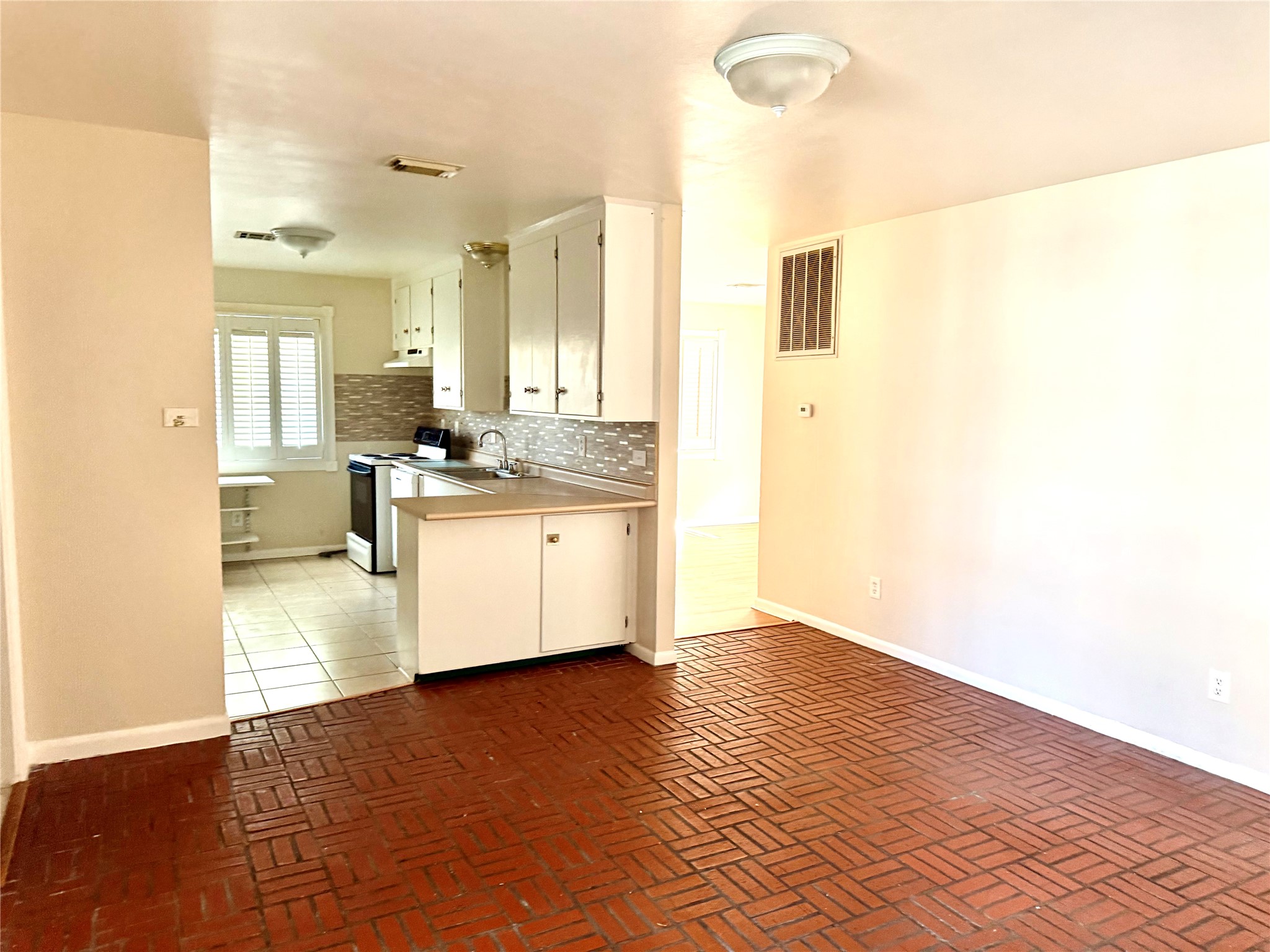 4275 Bethel Boulevard Property Photo 13