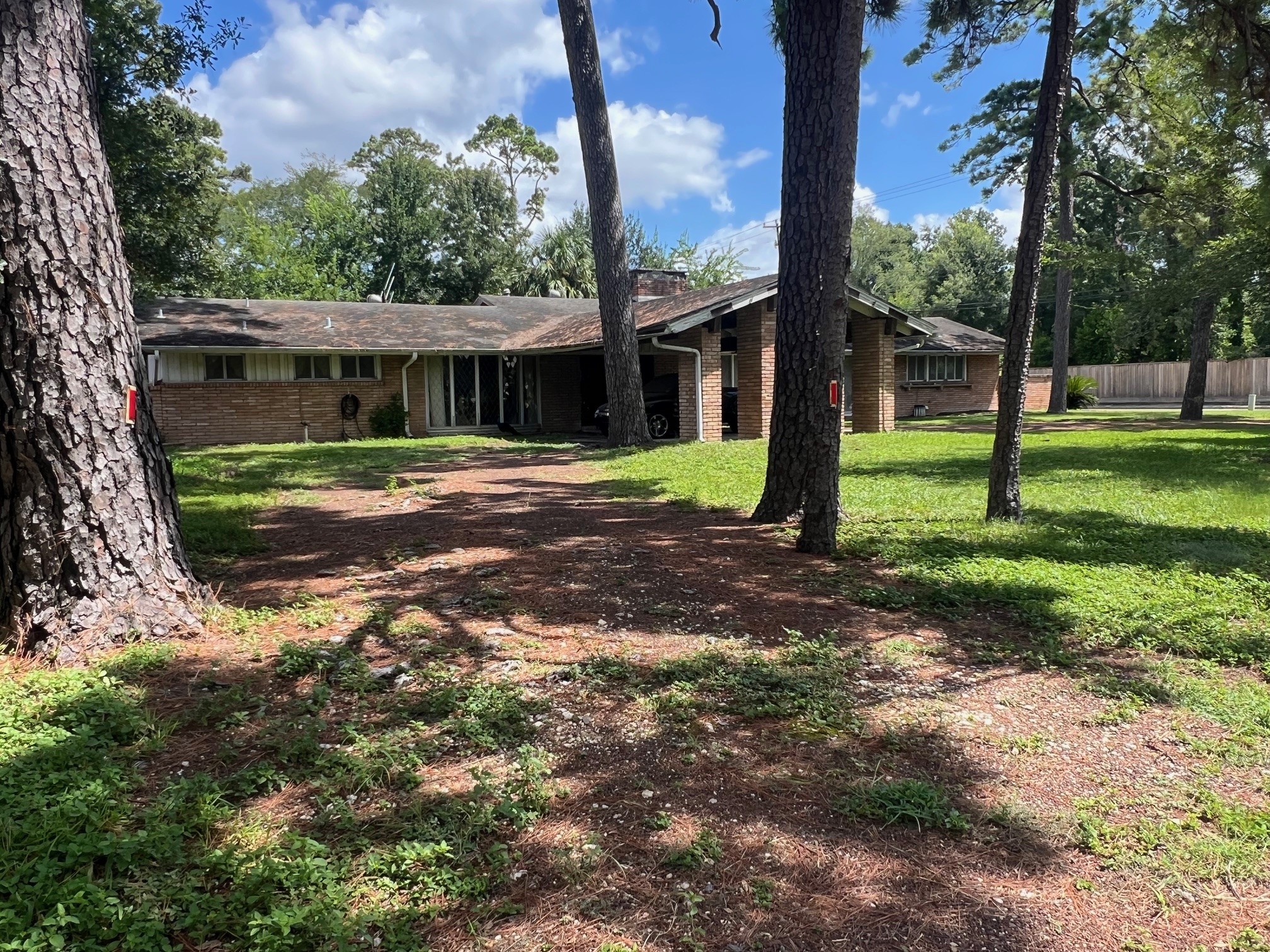 9302 Memorial Drive Property Photo 2