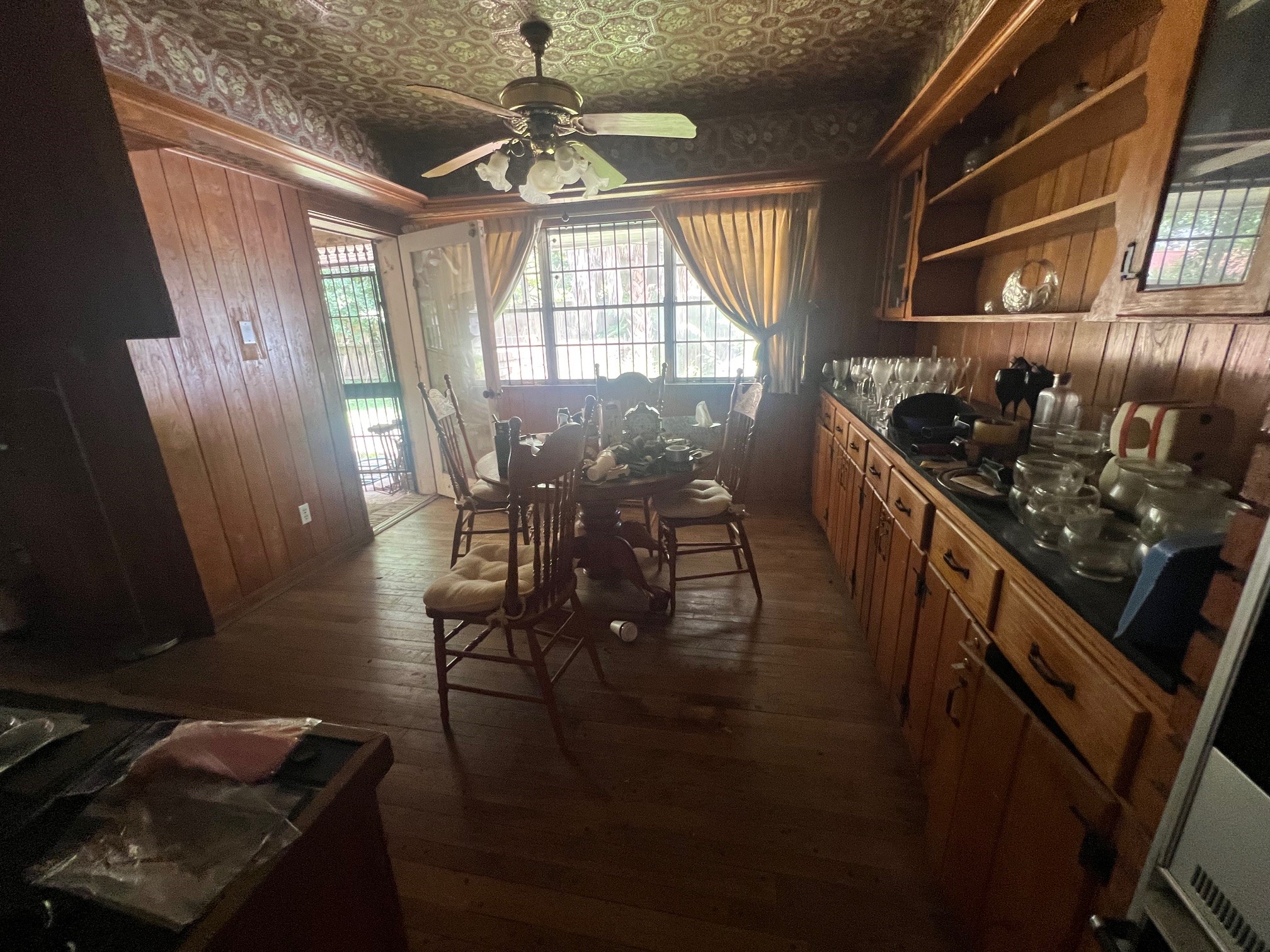 9302 Memorial Drive Property Photo 10