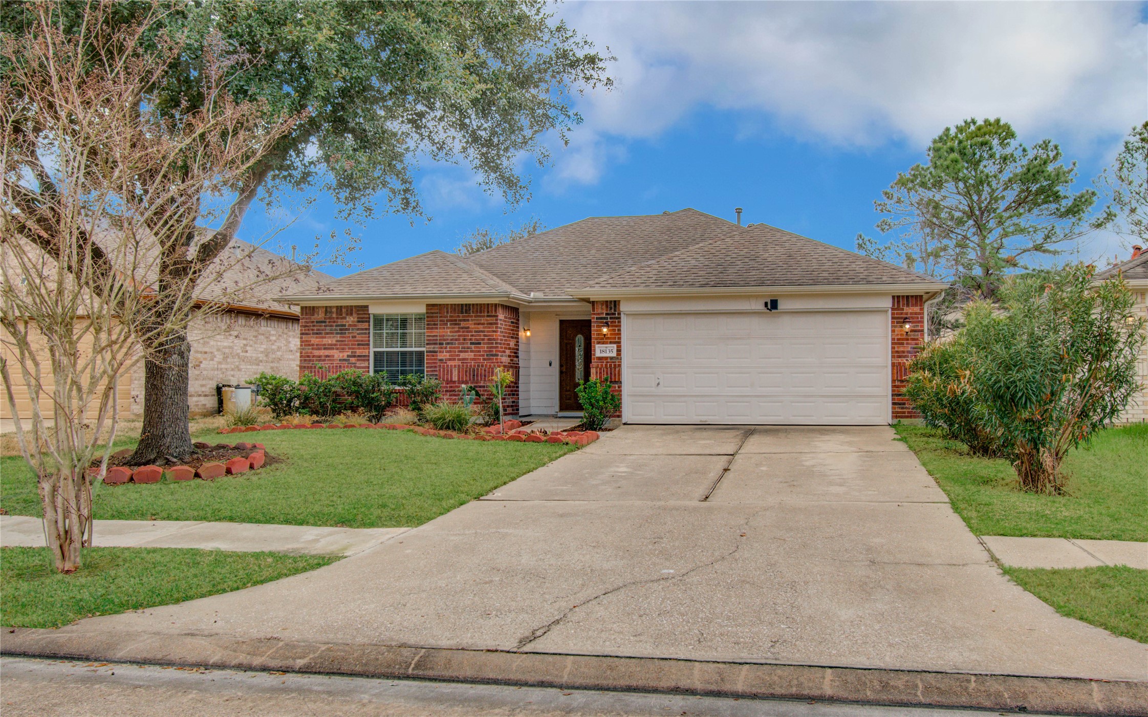 18135 Flower Grove Court Property Photo 2