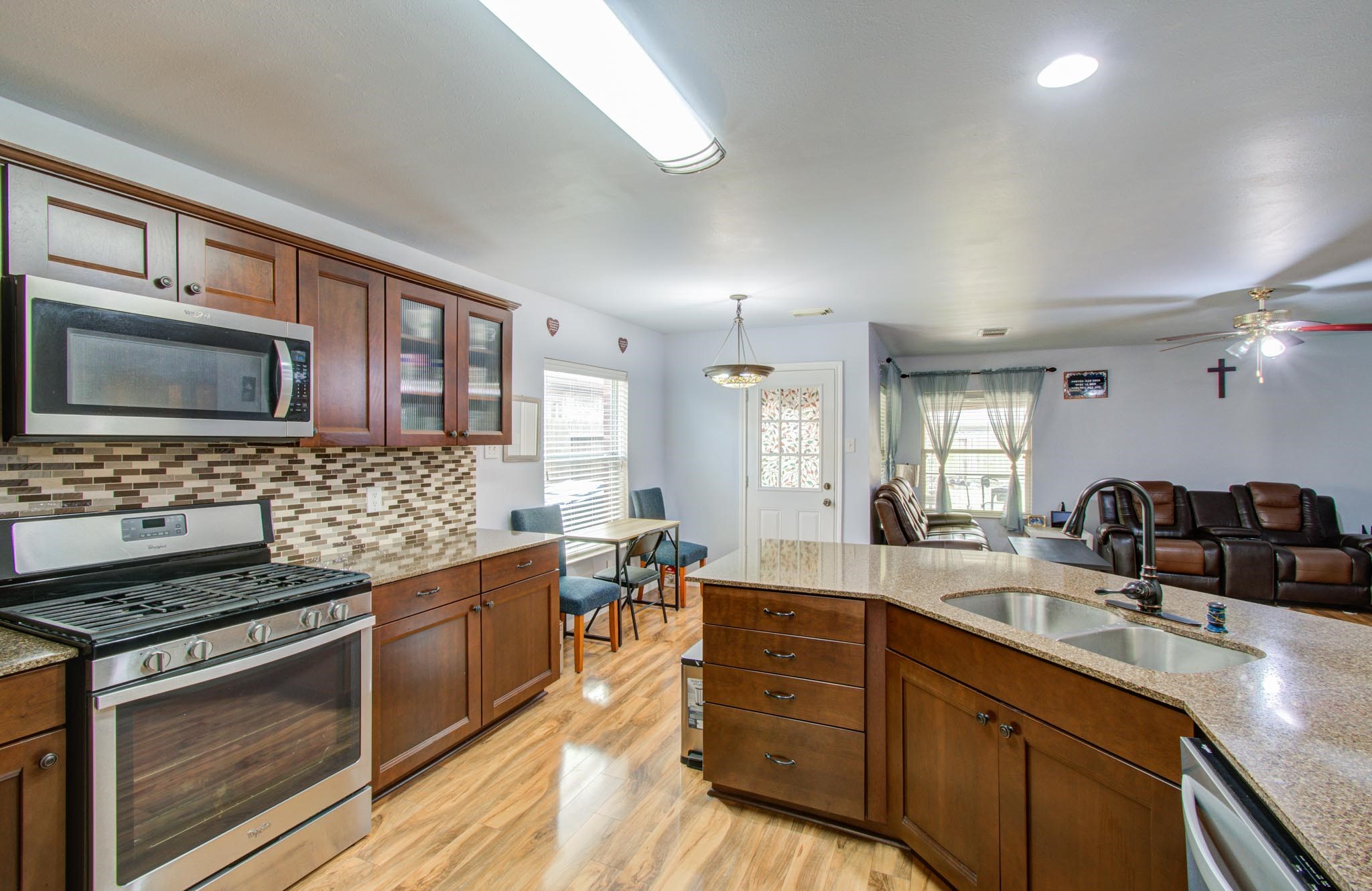 18135 Flower Grove Court Property Photo 7