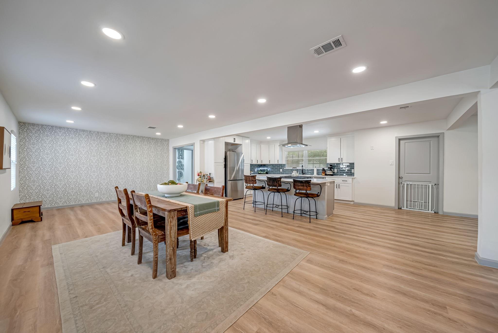4814 Briarbend Drive Property Photo 11