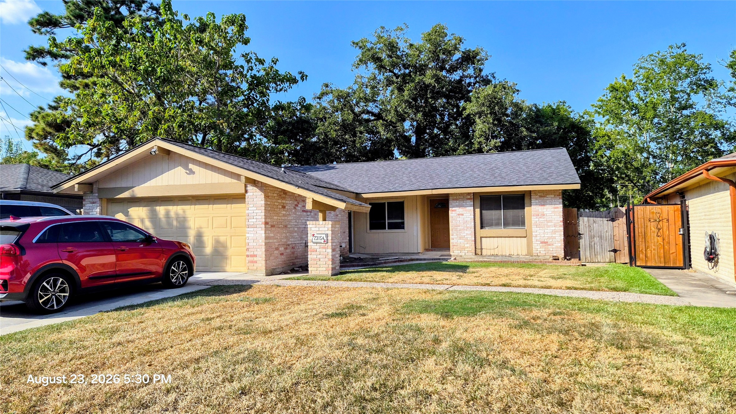 23054 Banquo Drive Property Photo 1