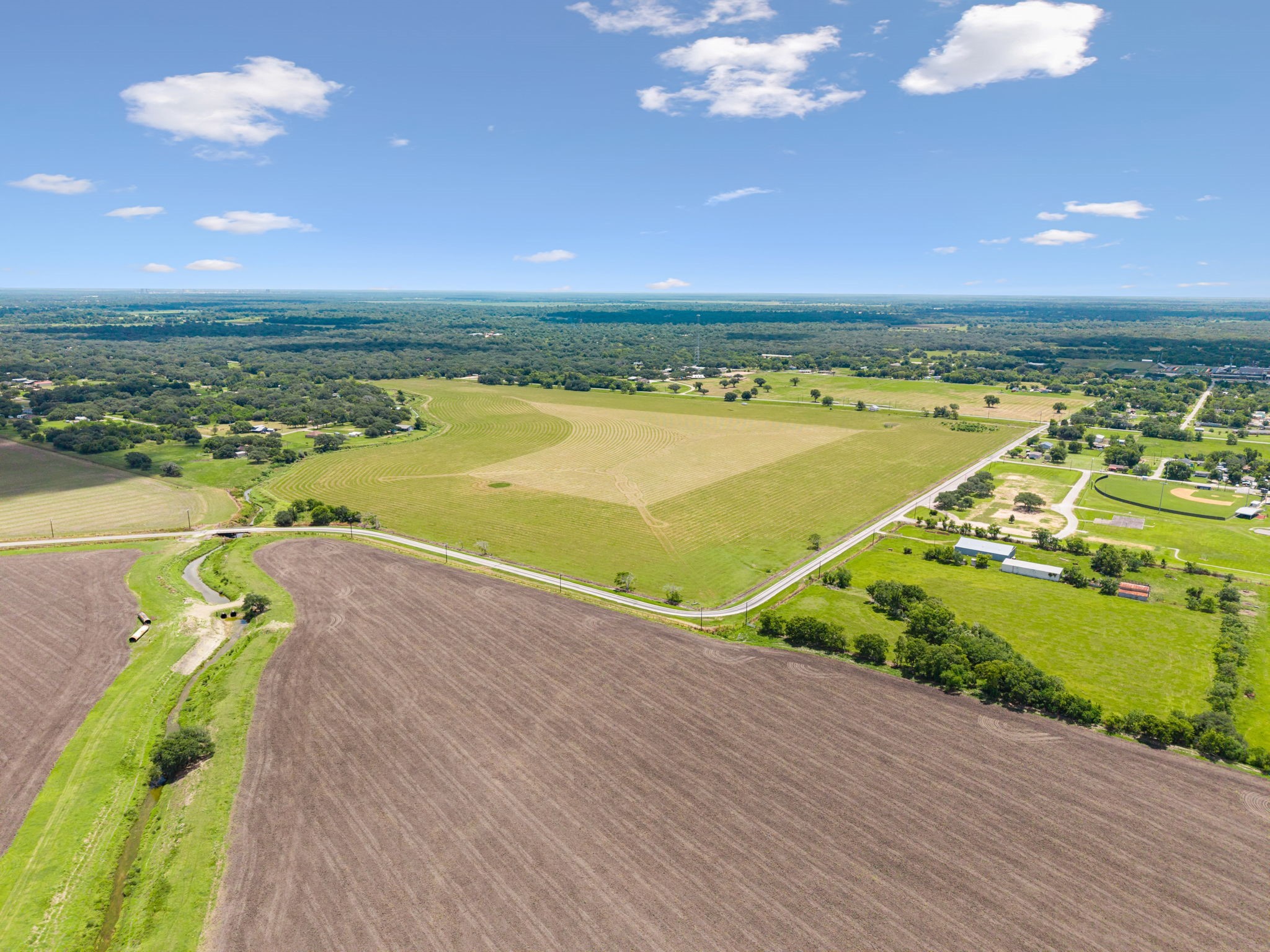 2427 County Road 126 Property Photo 4