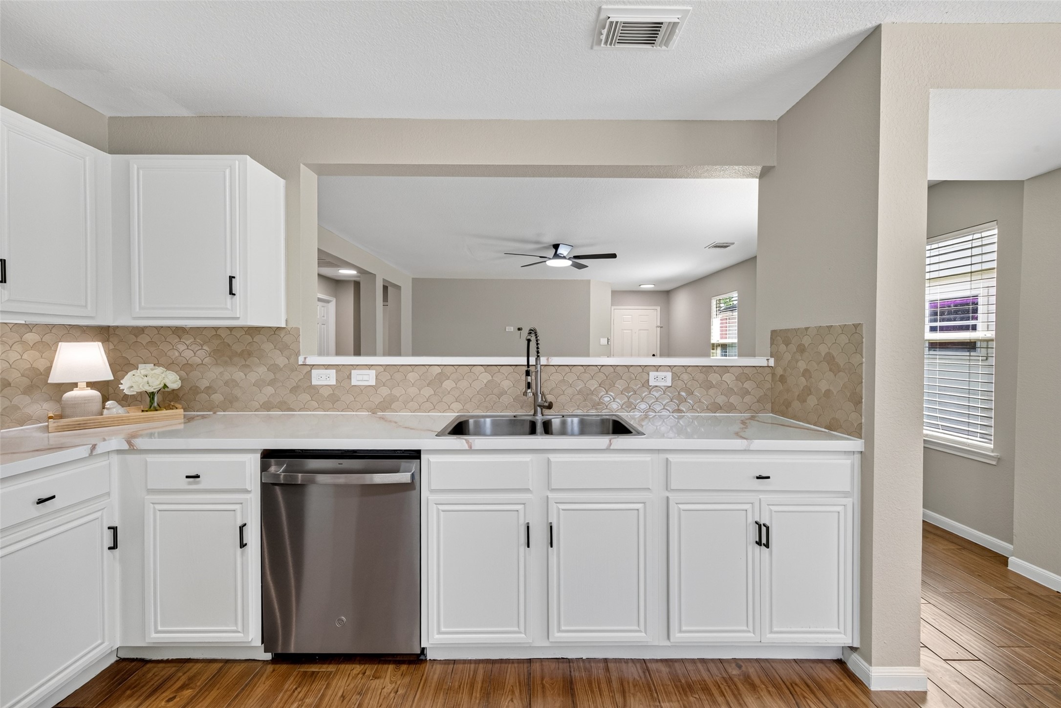 21823 Haven Cove Lane Property Photo 13