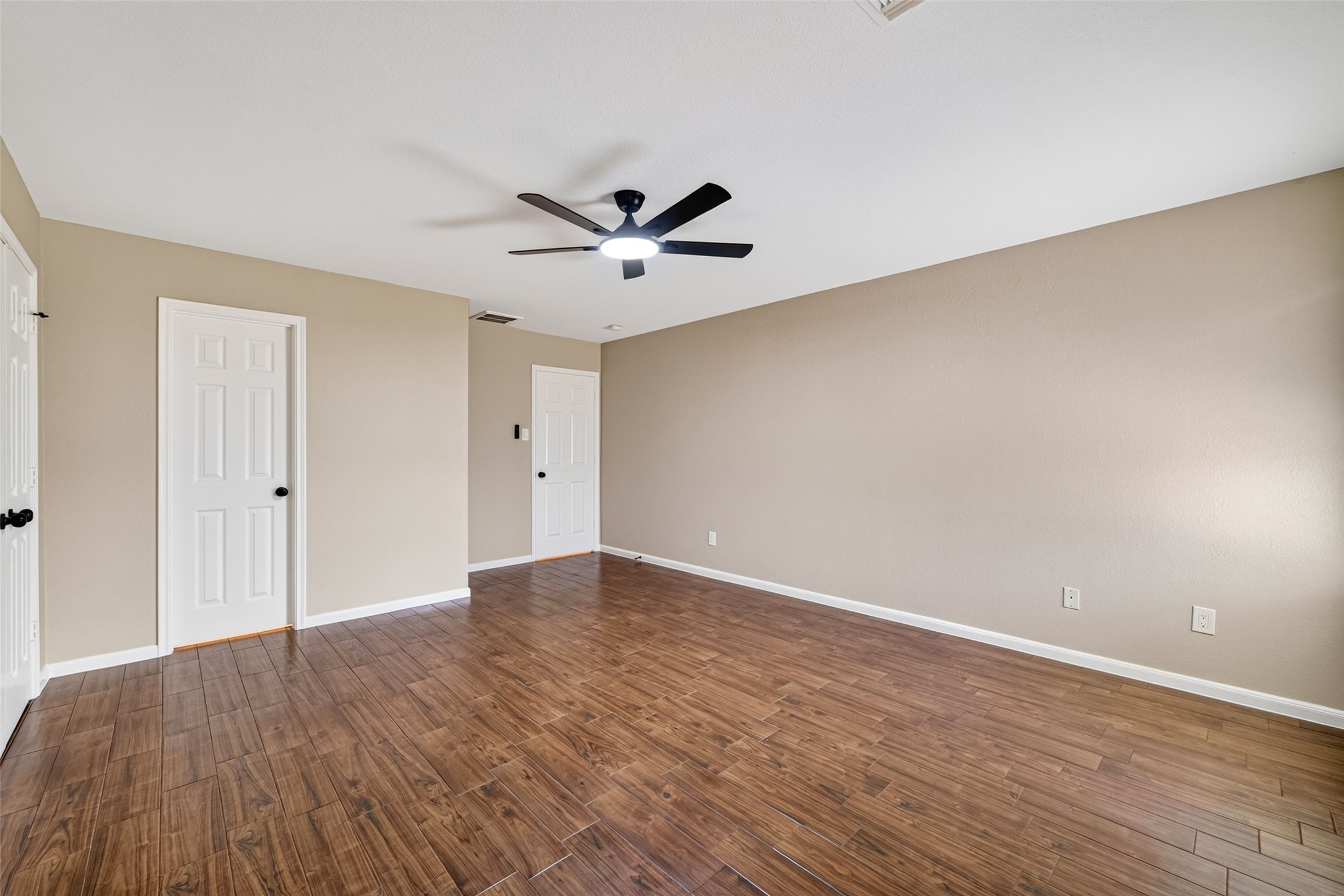 21823 Haven Cove Lane Property Photo 23