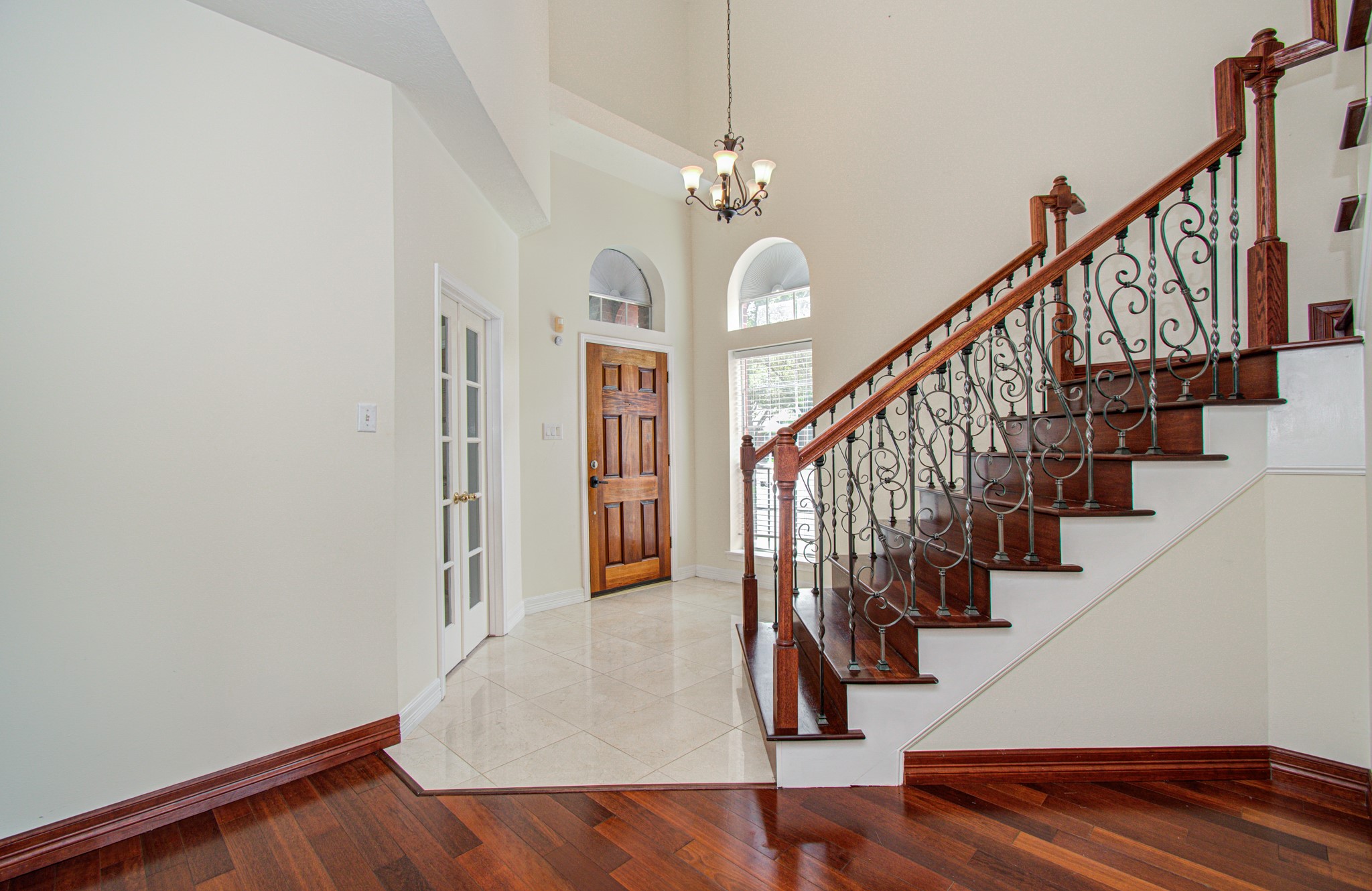 6207 Dove Prairie Court Property Photo 6