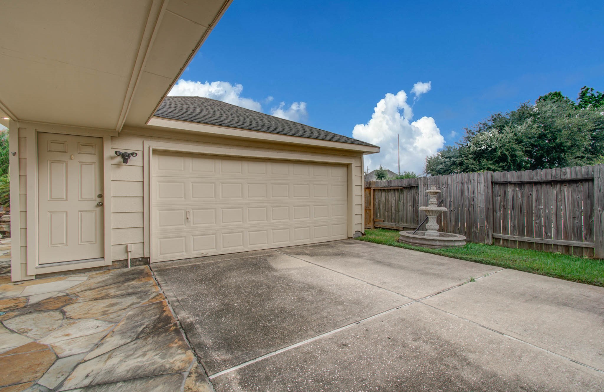6207 Dove Prairie Court Property Photo 46