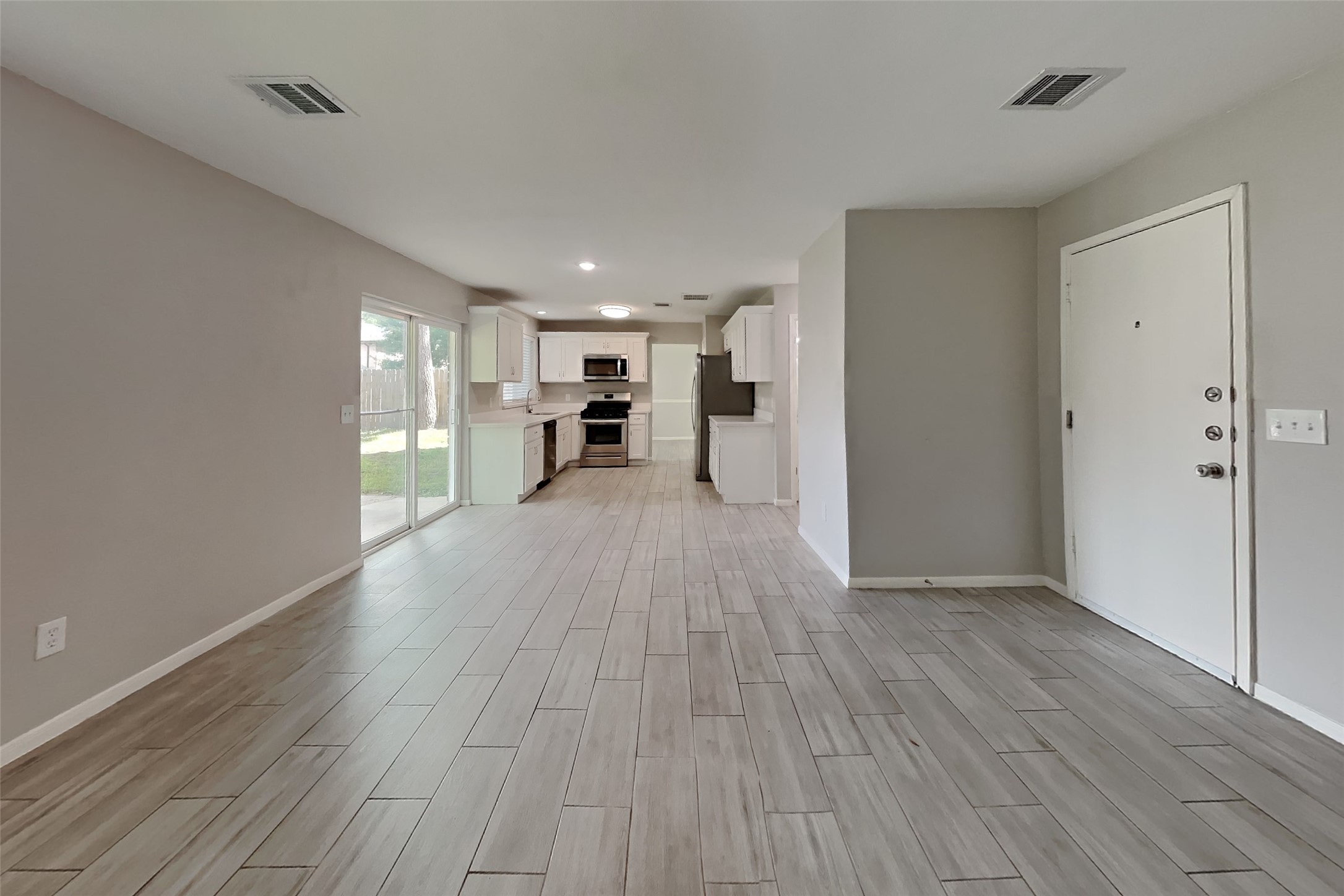 9219 Palm Shores Drive Property Photo 4