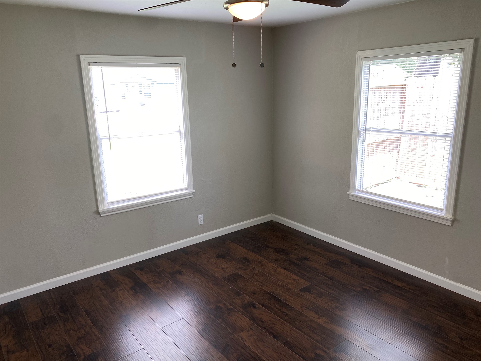 5018 Kenilwood Drive Property Photo 17