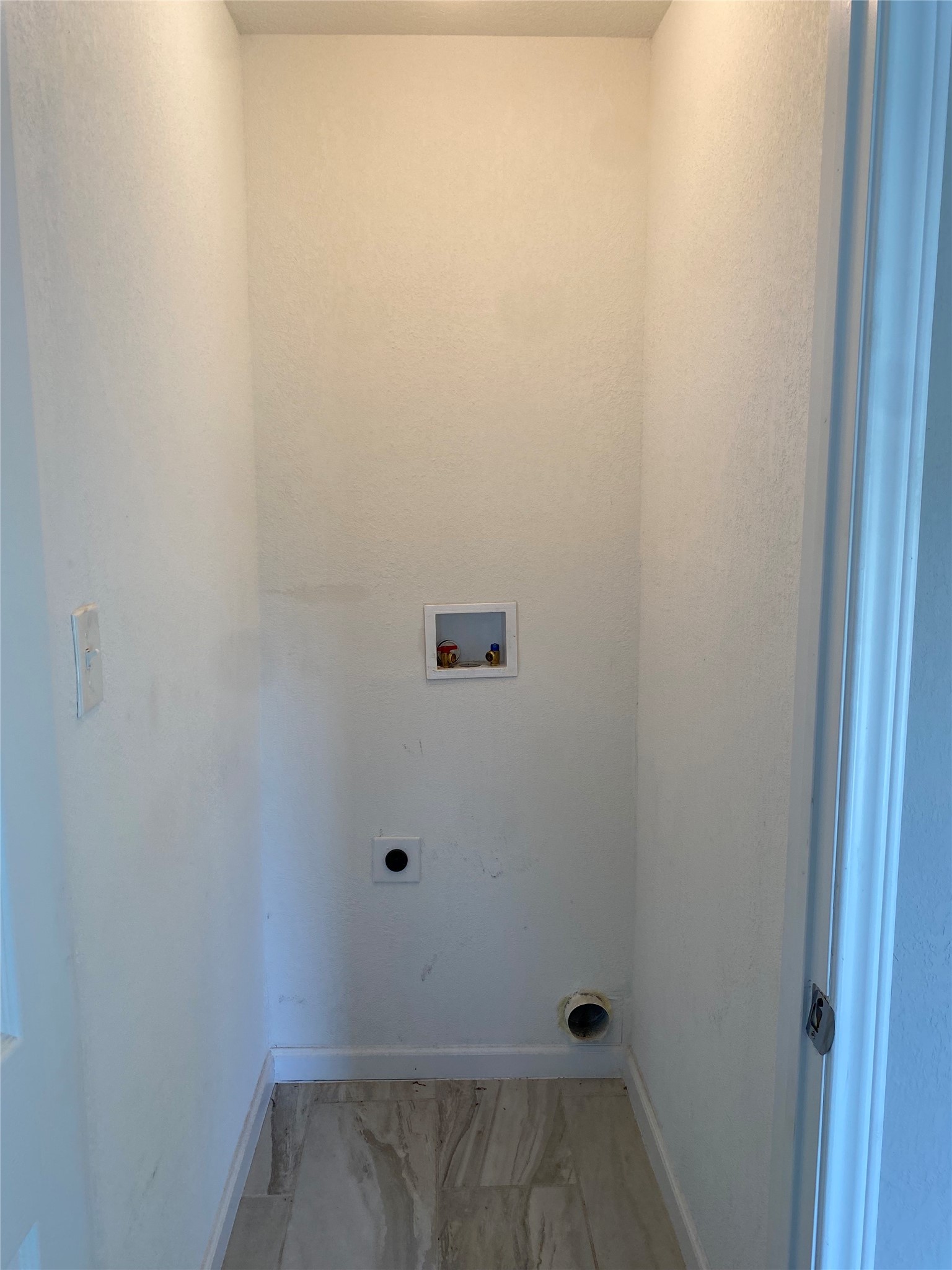 5018 Kenilwood Drive Property Photo 21