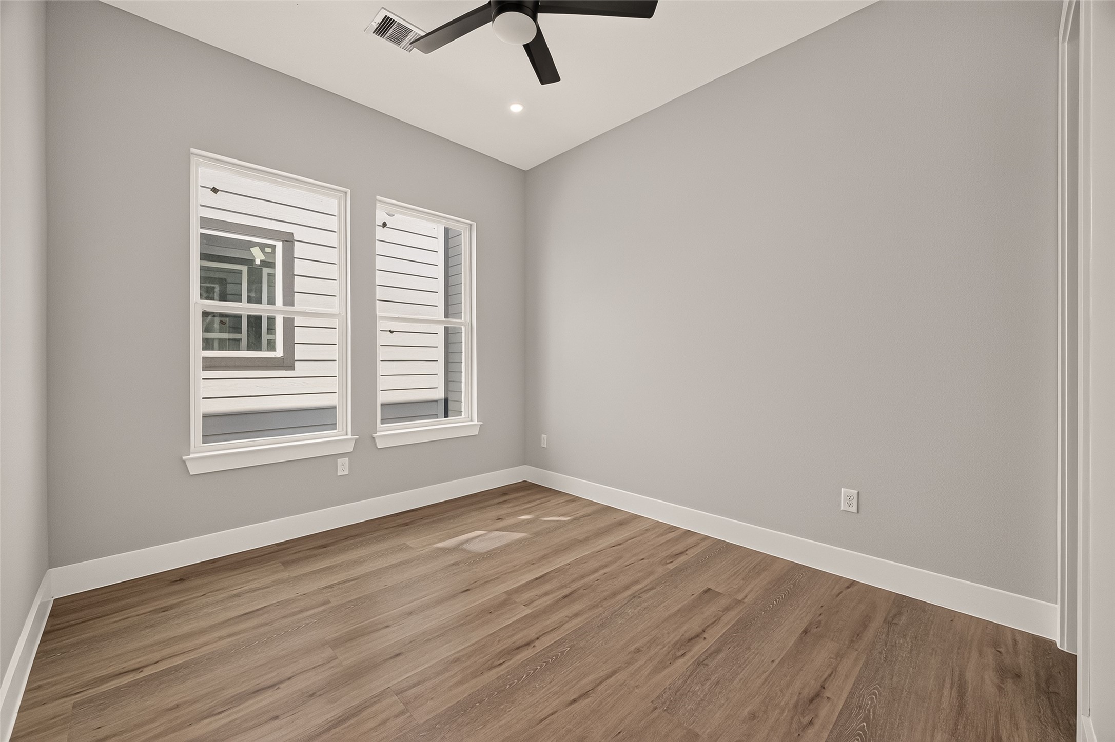 6844 Del Rio Street Property Photo 23