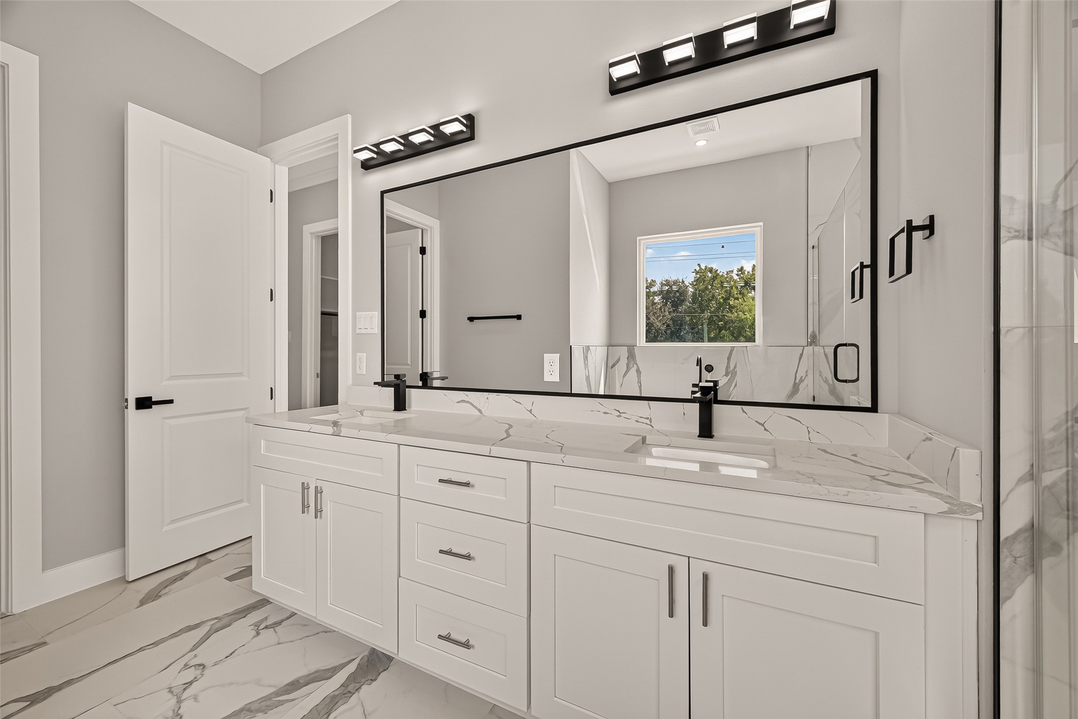 6844 Del Rio Street Property Photo 36