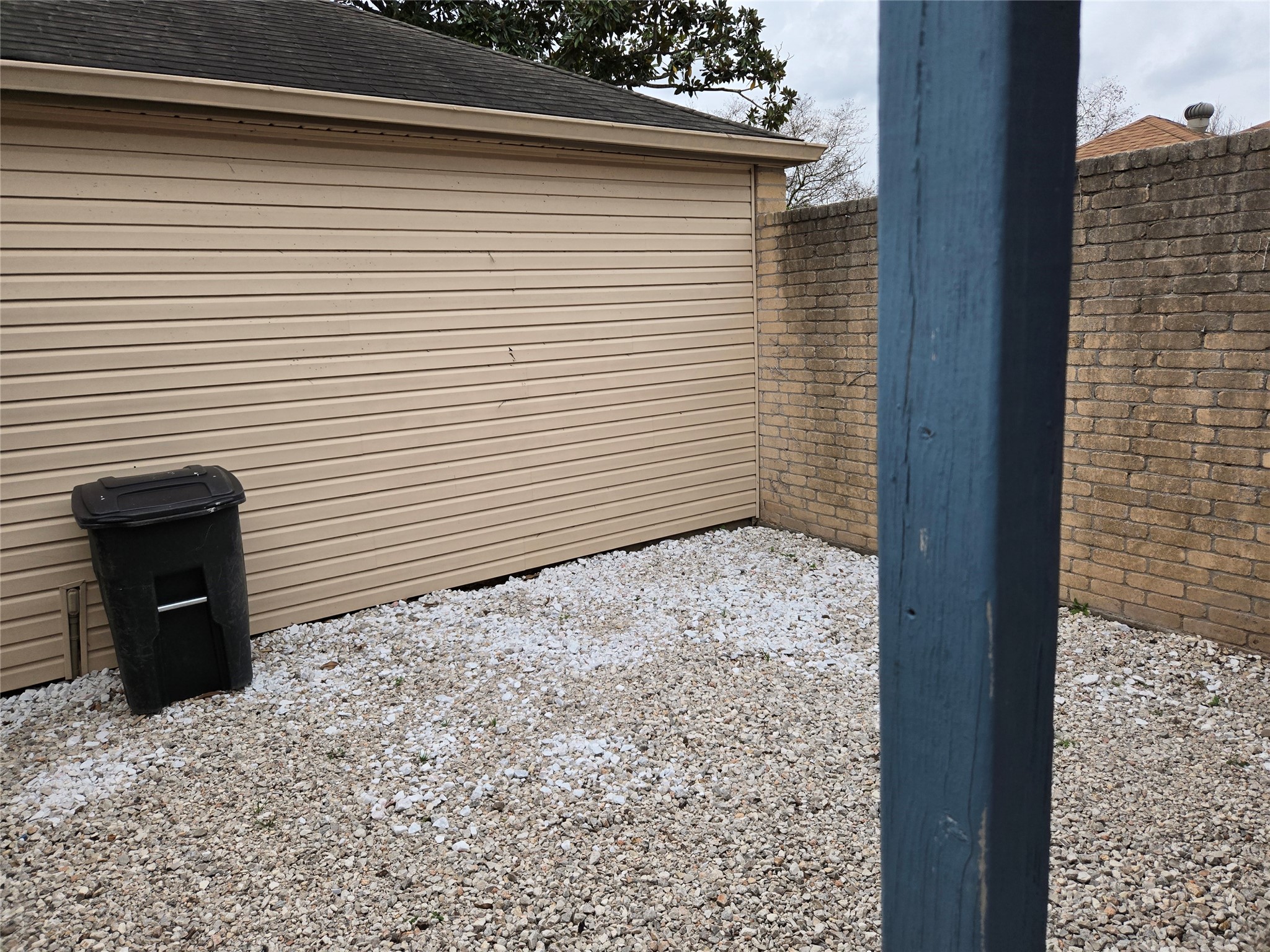 4111 Knoll Glen Drive Property Photo 13