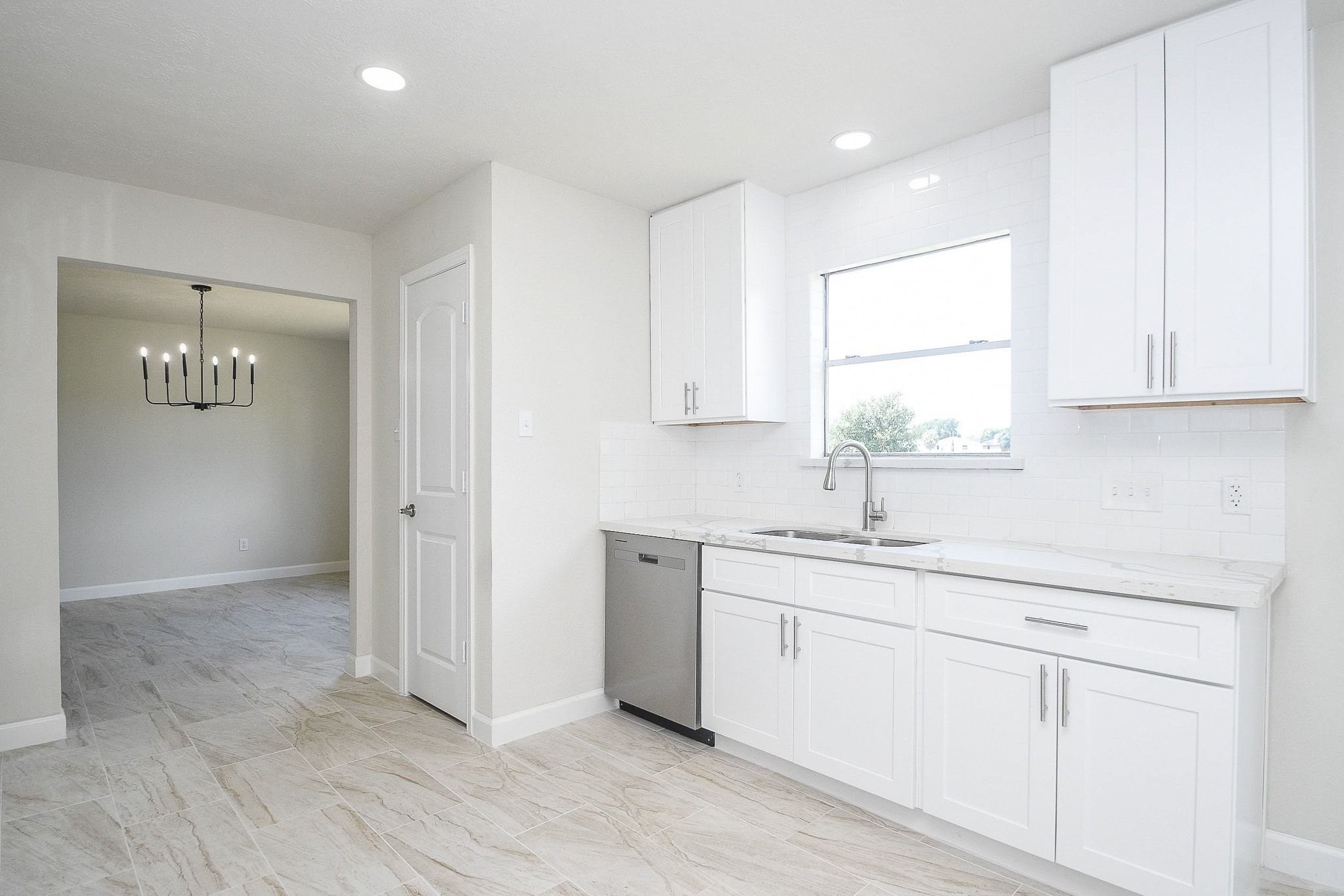 23131 N Waterlake Drive Property Photo 6