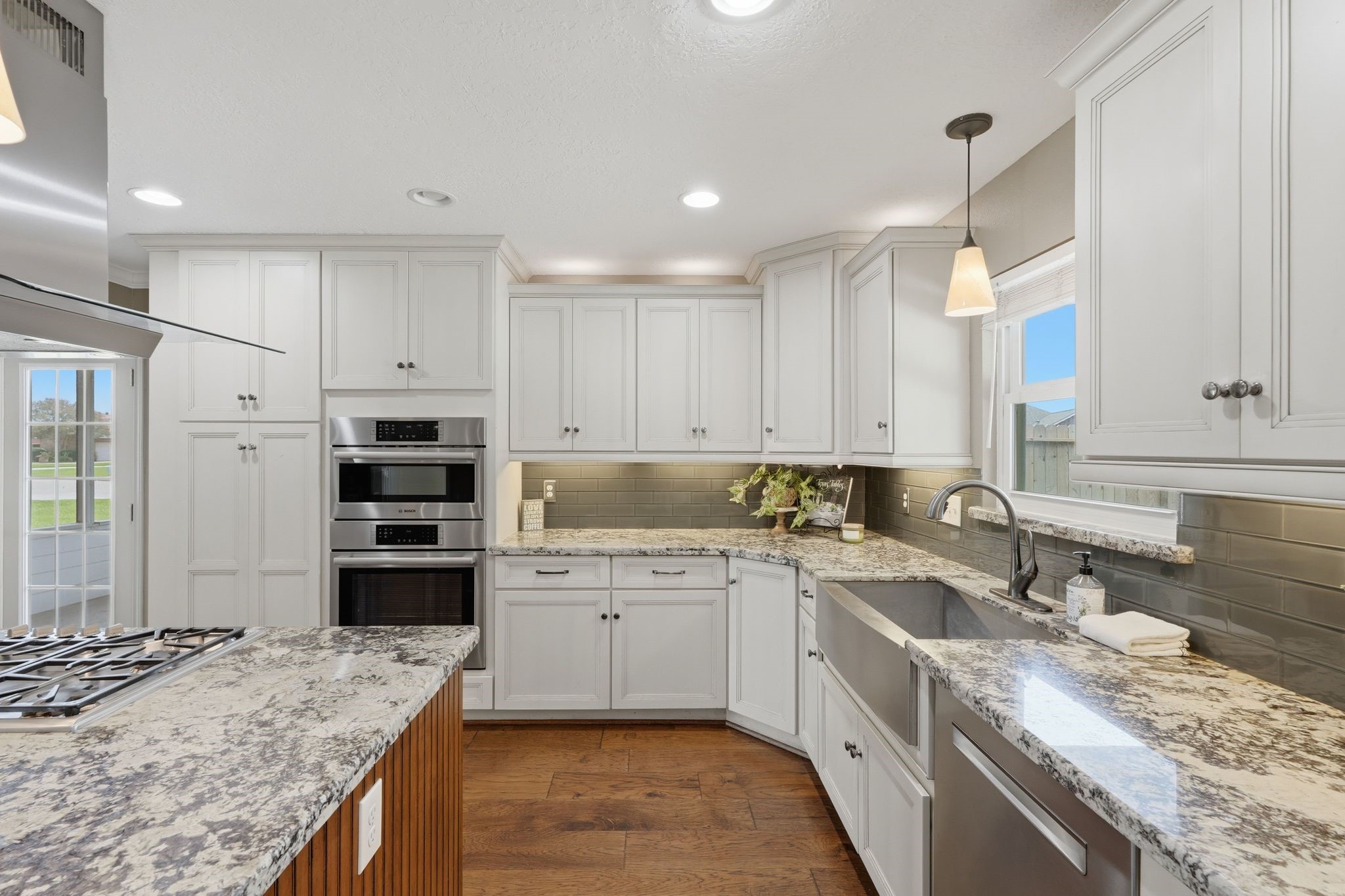 9253 Fathom Drive Property Photo 10