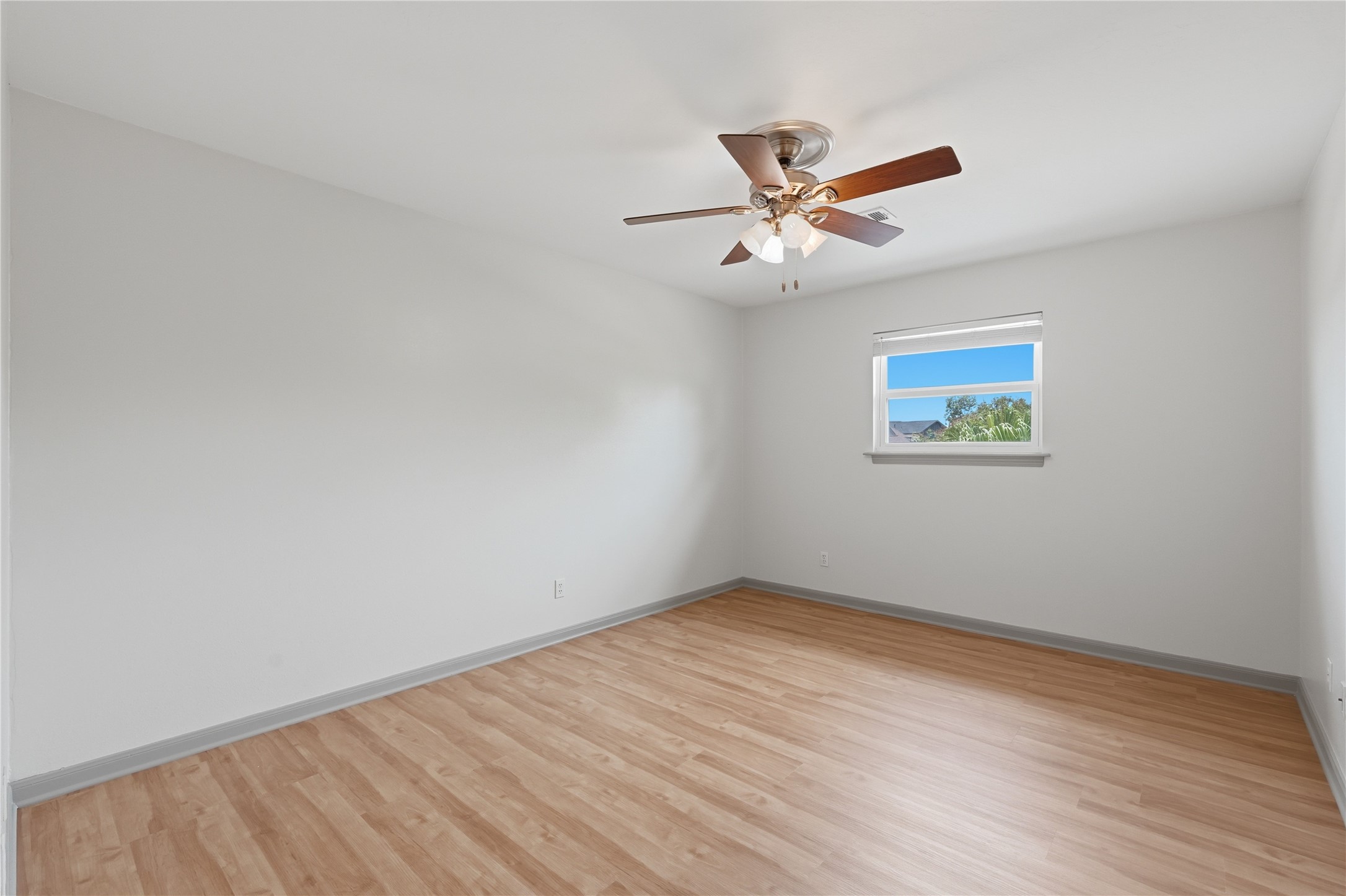 9253 Fathom Drive Property Photo 31