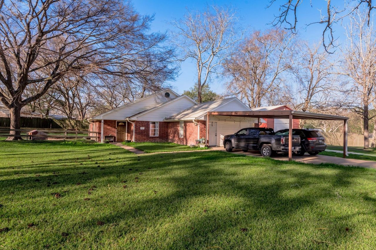 2203 Shannon Drive Property Photo 7