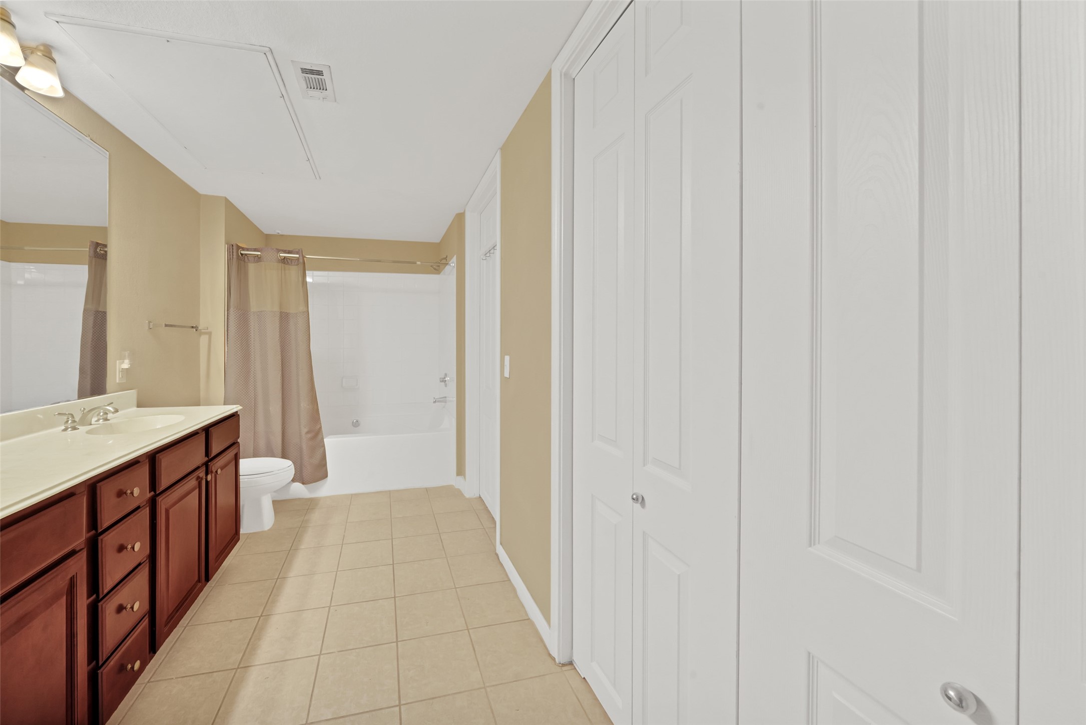 7575 Kirby Drive 2320 Property Photo 16