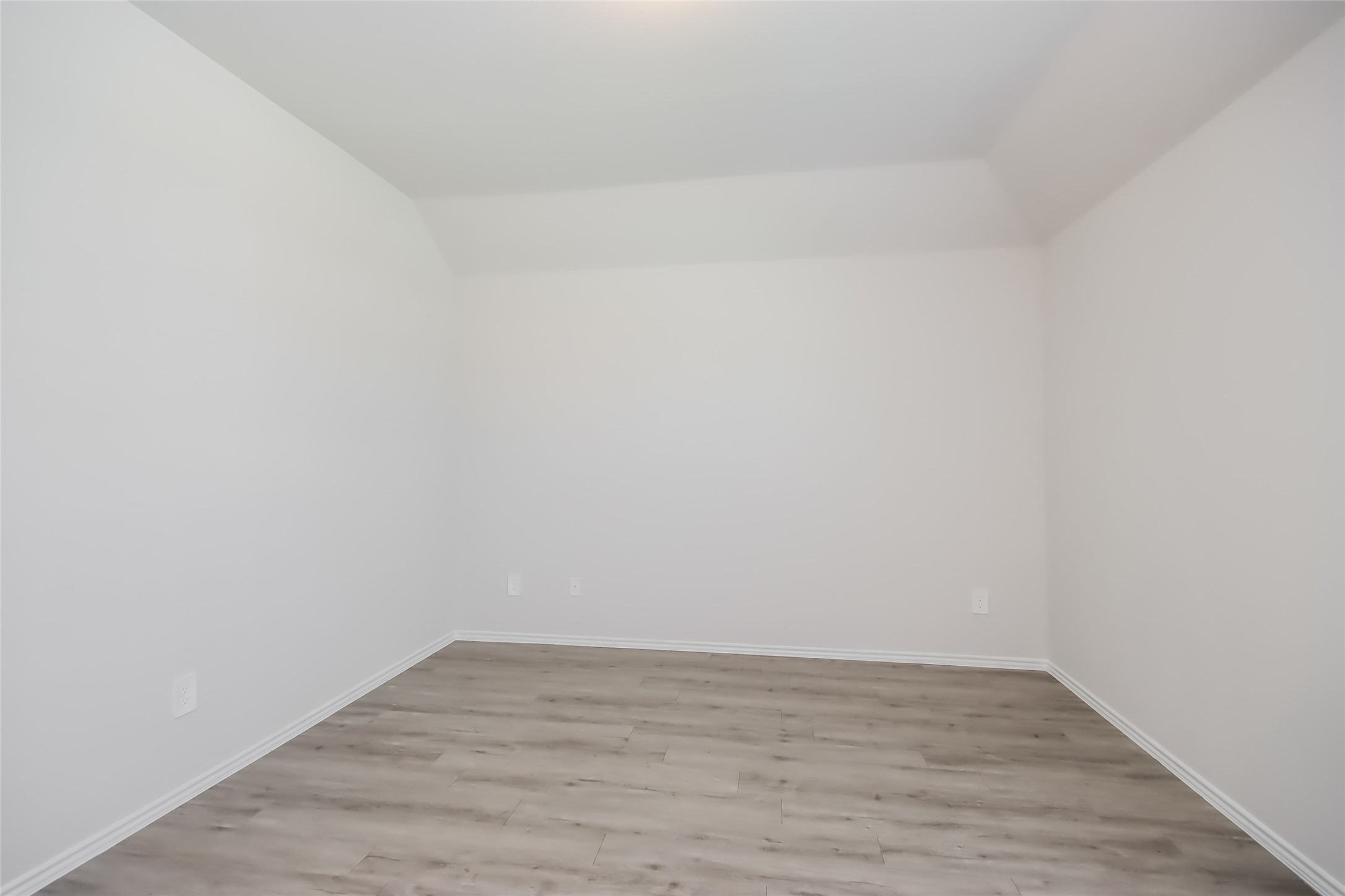 5031 Sessile Property Photo 13