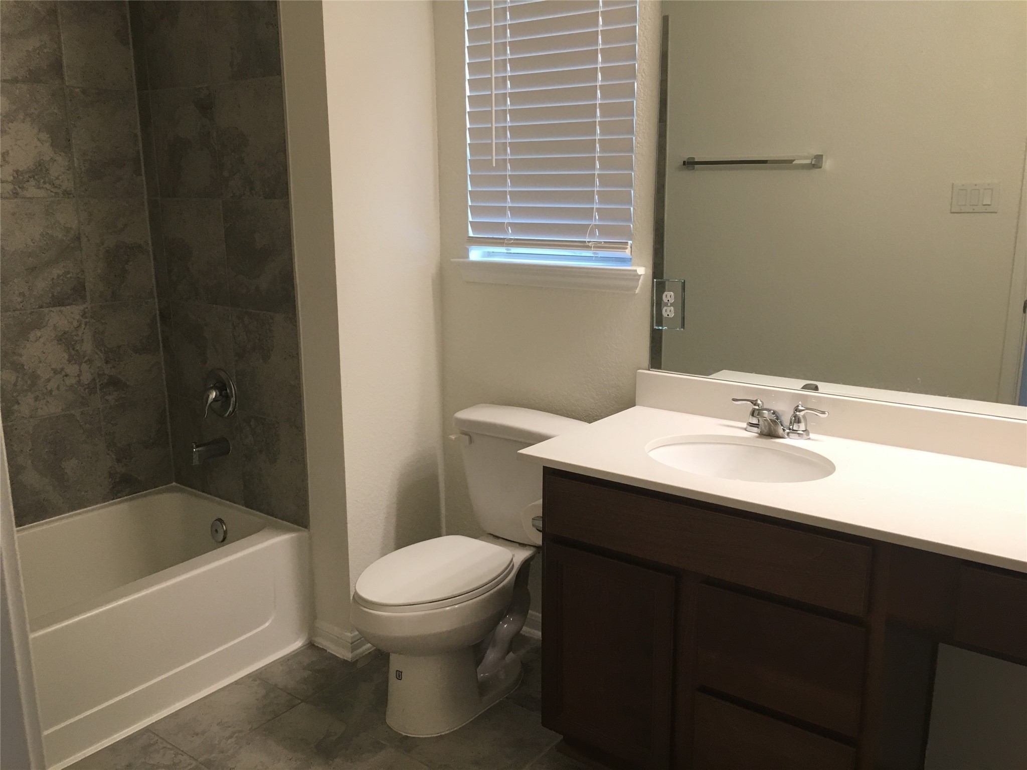 10429 Sherwin Pass Drive Property Photo 9
