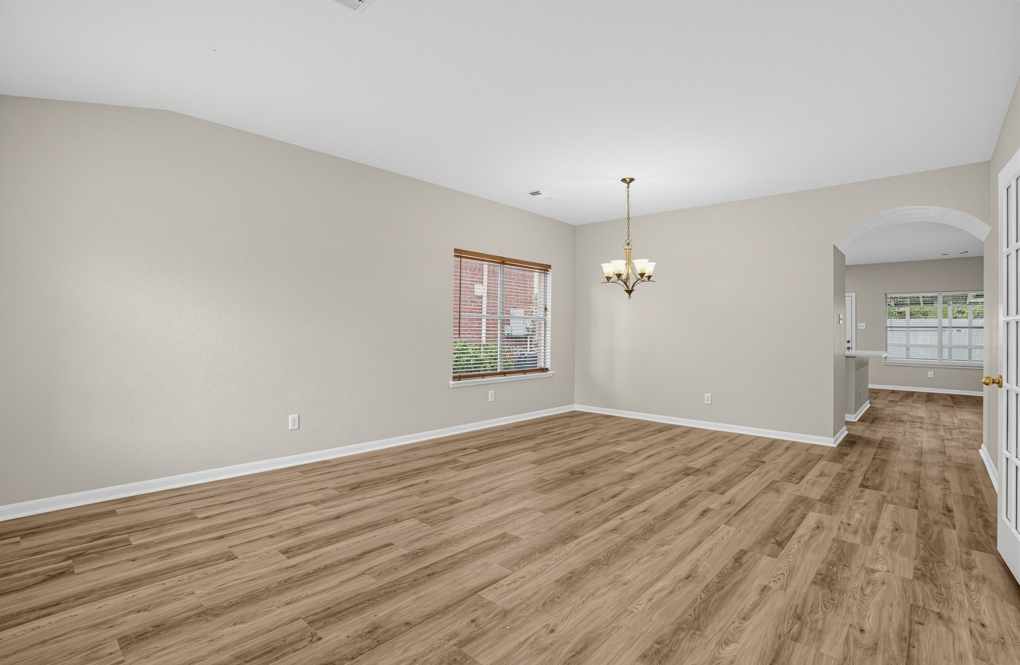 1318 Chalk Rock Drive Property Photo 14