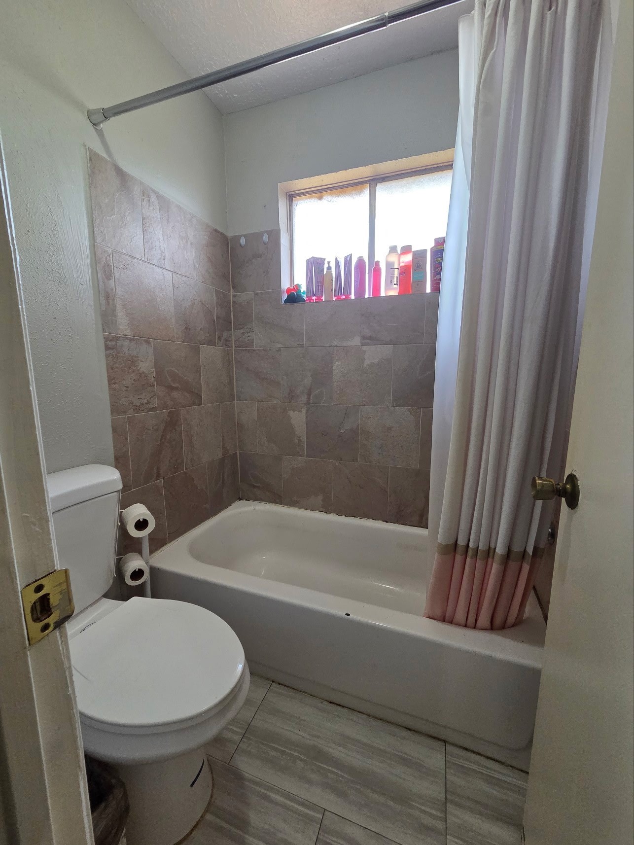 4607 Roserock Lane Property Photo 10