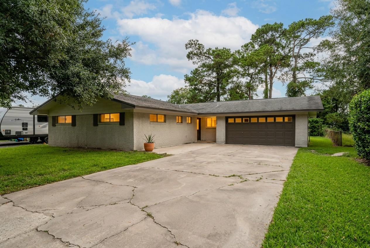 121 Glynn Street, Bridge City Tx 77611 Property Photo 1