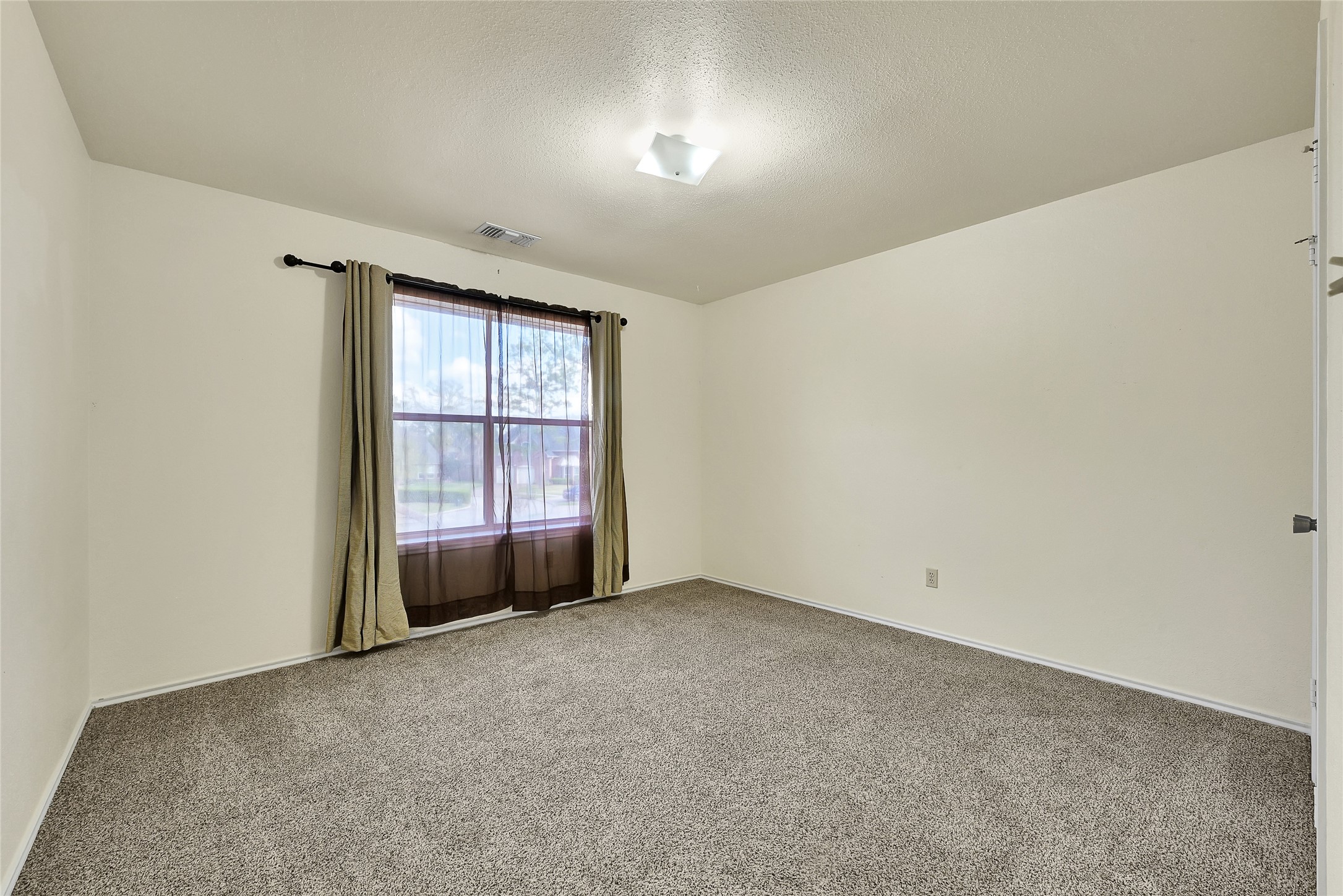 5910 Rolff Lane Property Photo 15