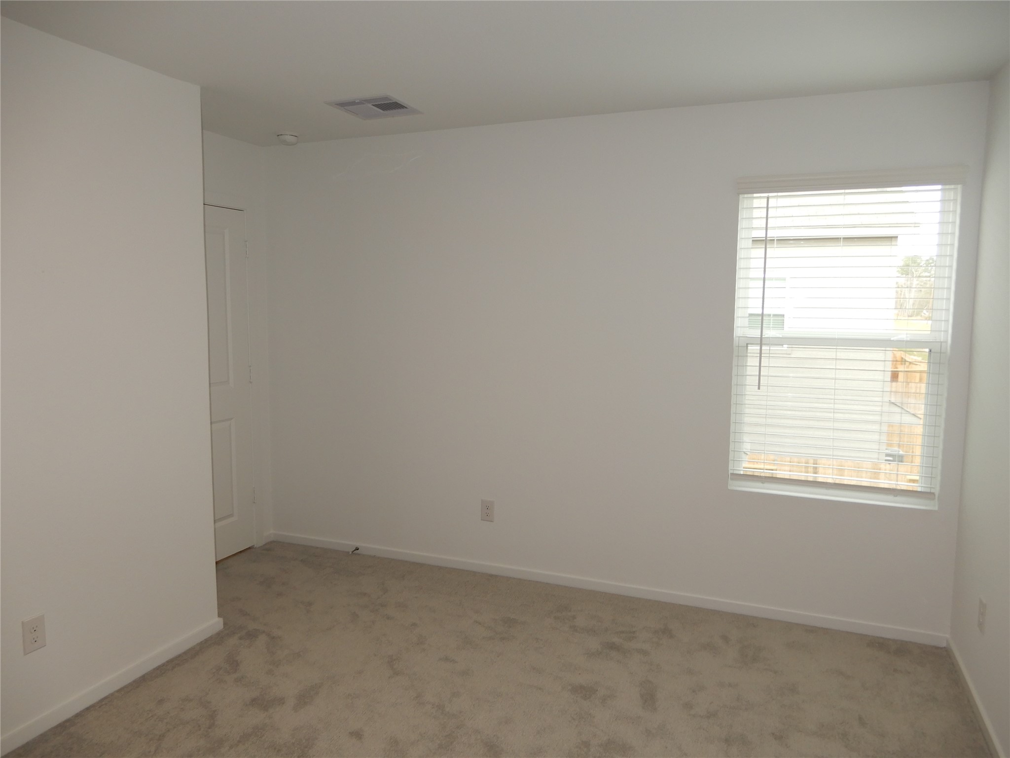 21369 Carosella Drive Property Photo 6