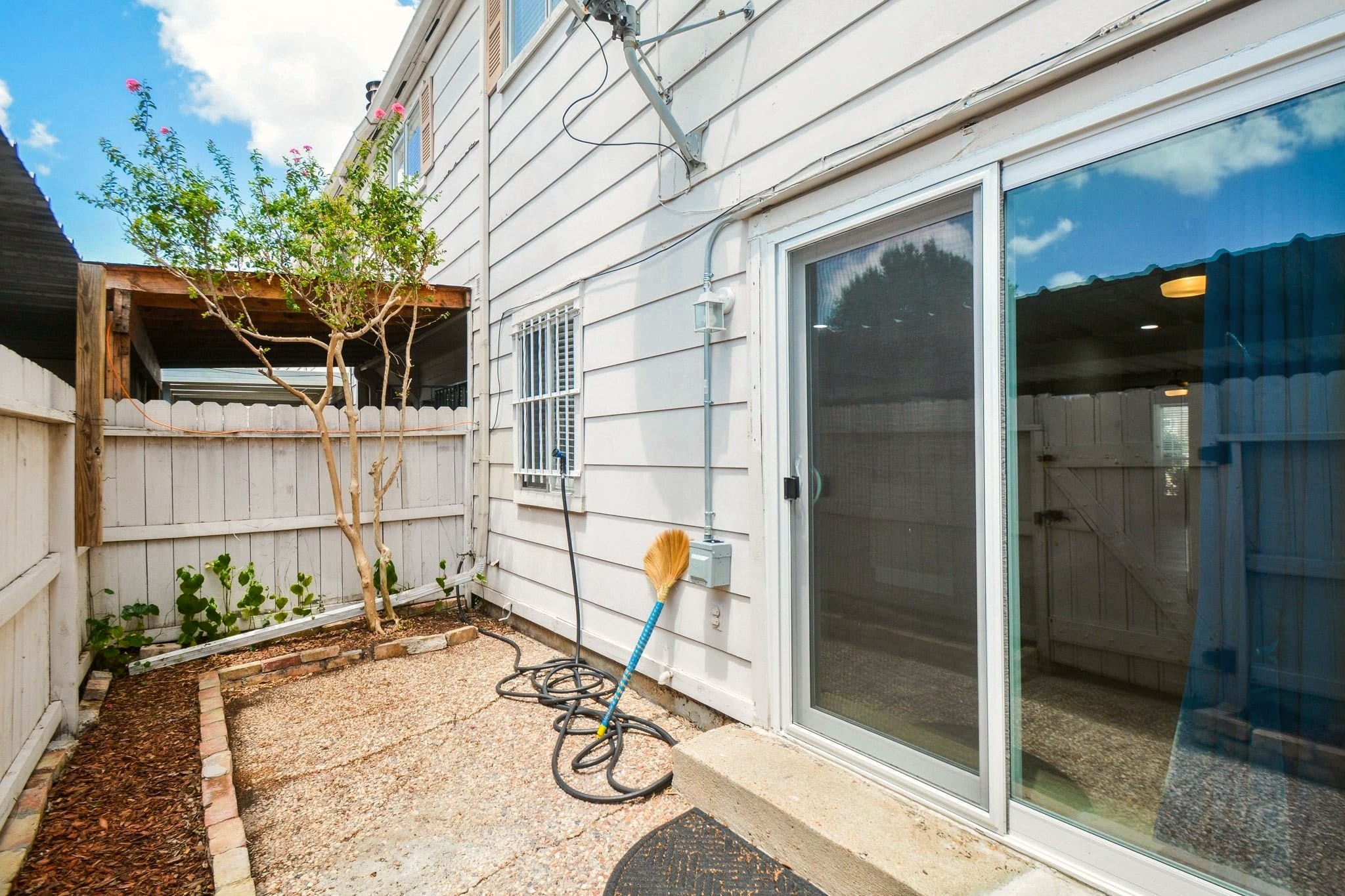 8511 Ariel Street Property Photo 20