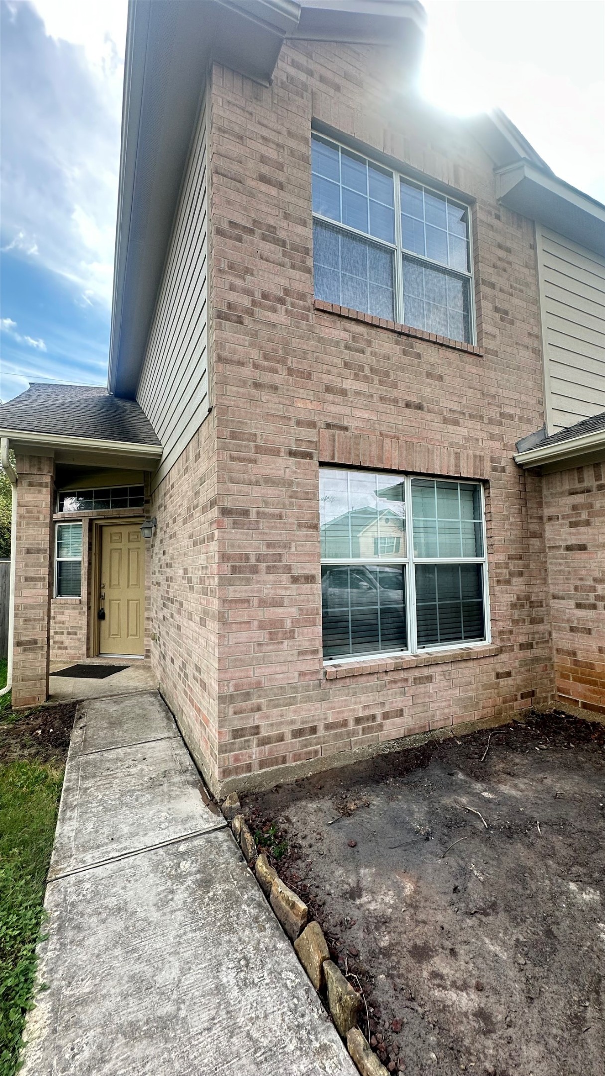 21554 Falvel Misty Drive Property Photo 2