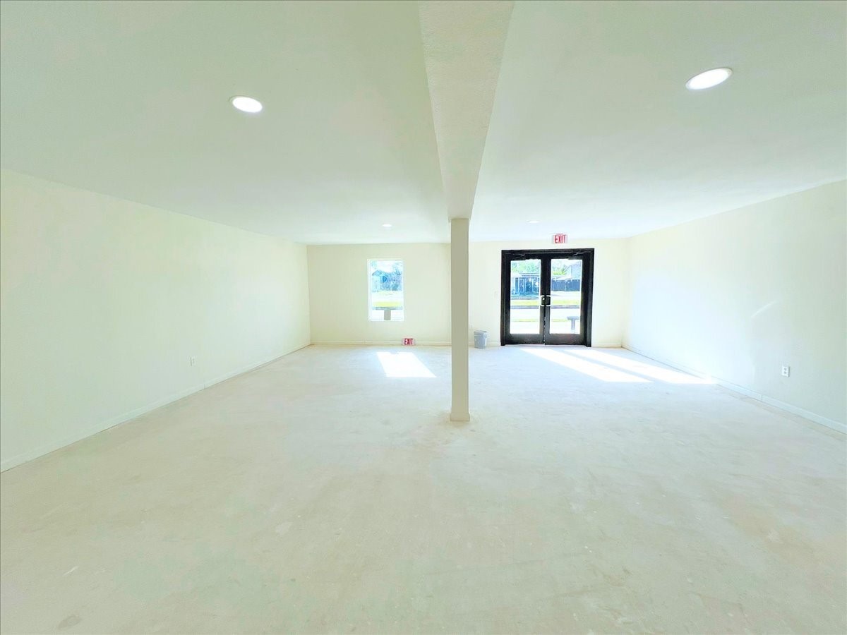 7704 Irvington Boulevard Property Photo 6