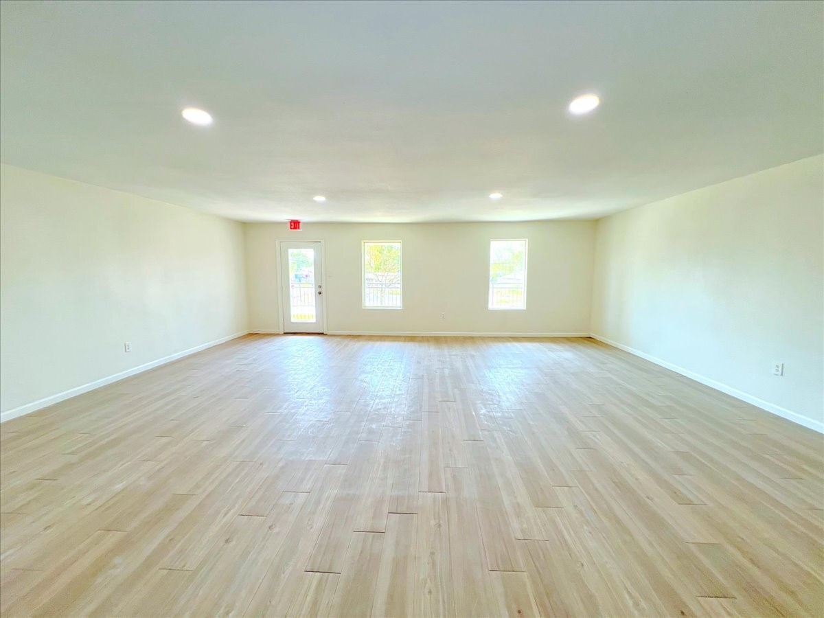 7704 Irvington Boulevard Property Photo 33