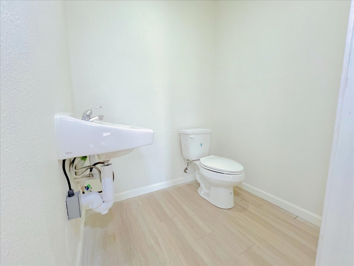 7704 Irvington Boulevard Property Photo 34