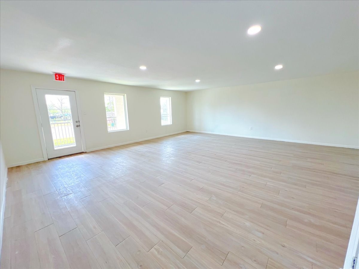 7704 Irvington Boulevard Property Photo 36