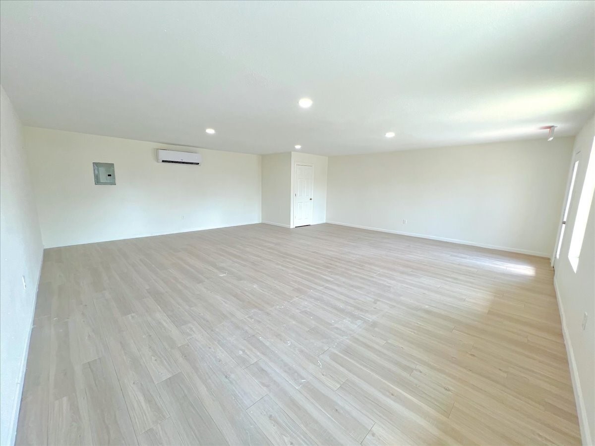 7704 Irvington Boulevard Property Photo 38