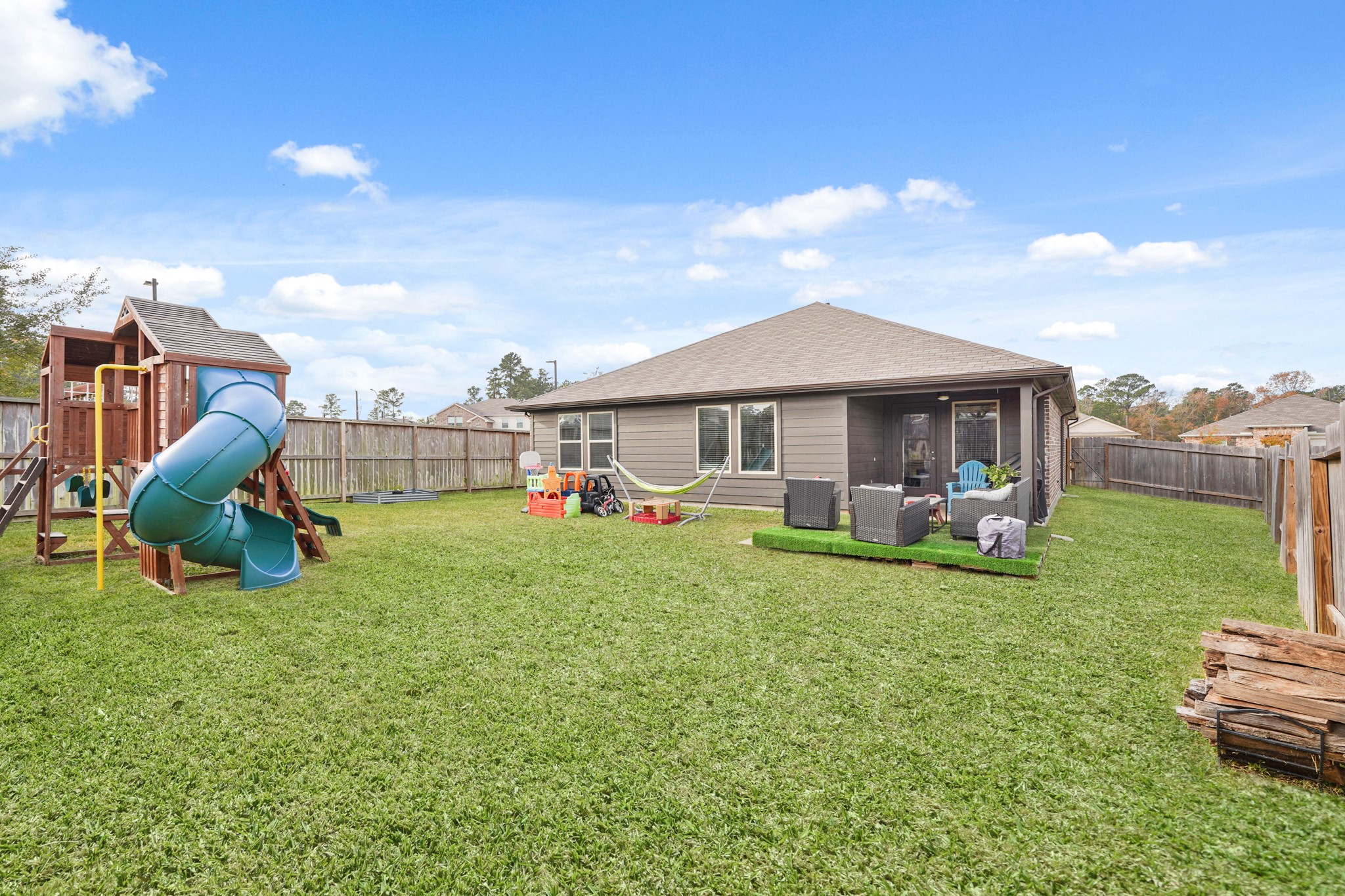 40422 Garden Heights Lane Property Photo 4