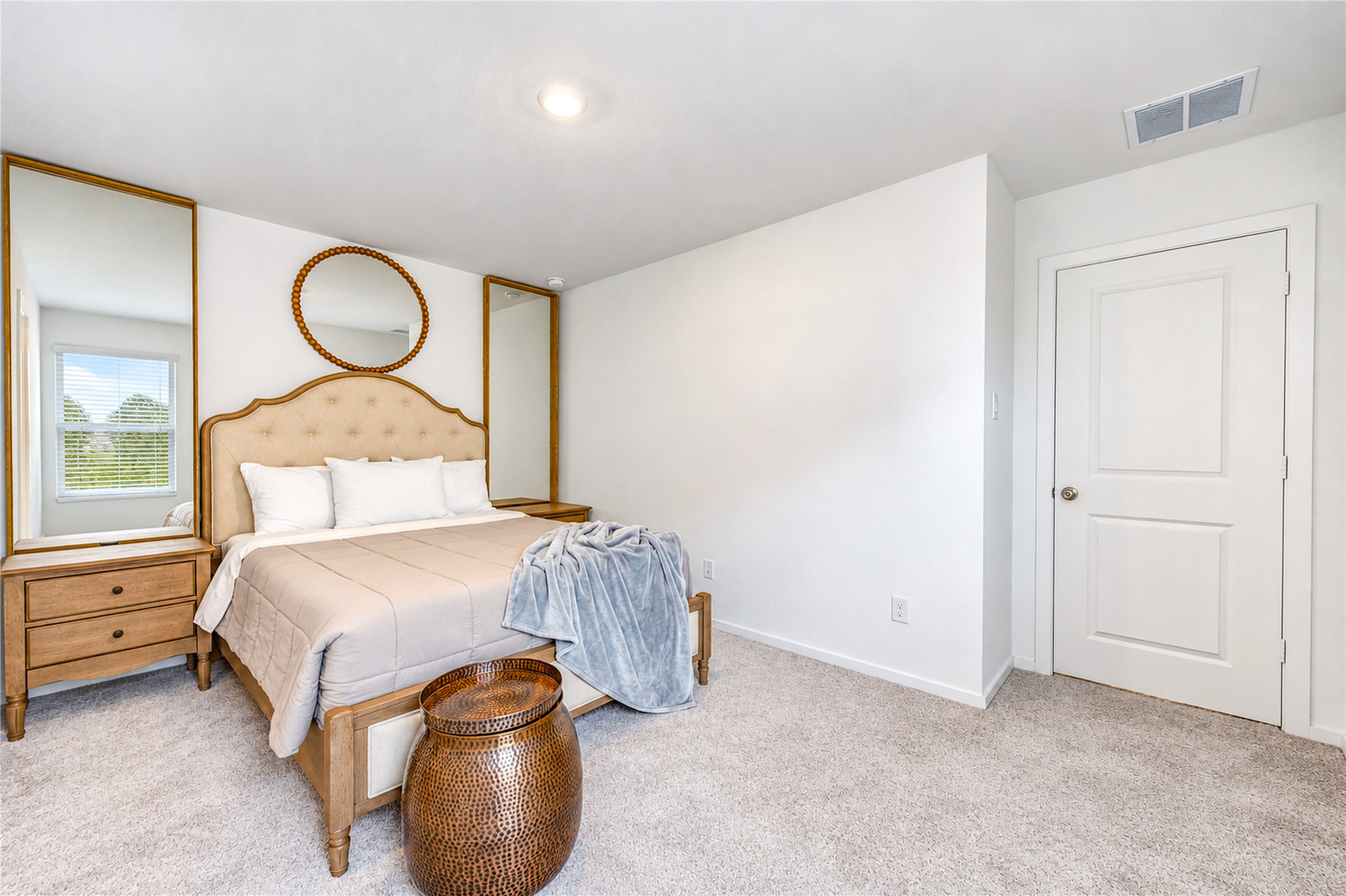 910 Pertuso Ln Property Photo 20