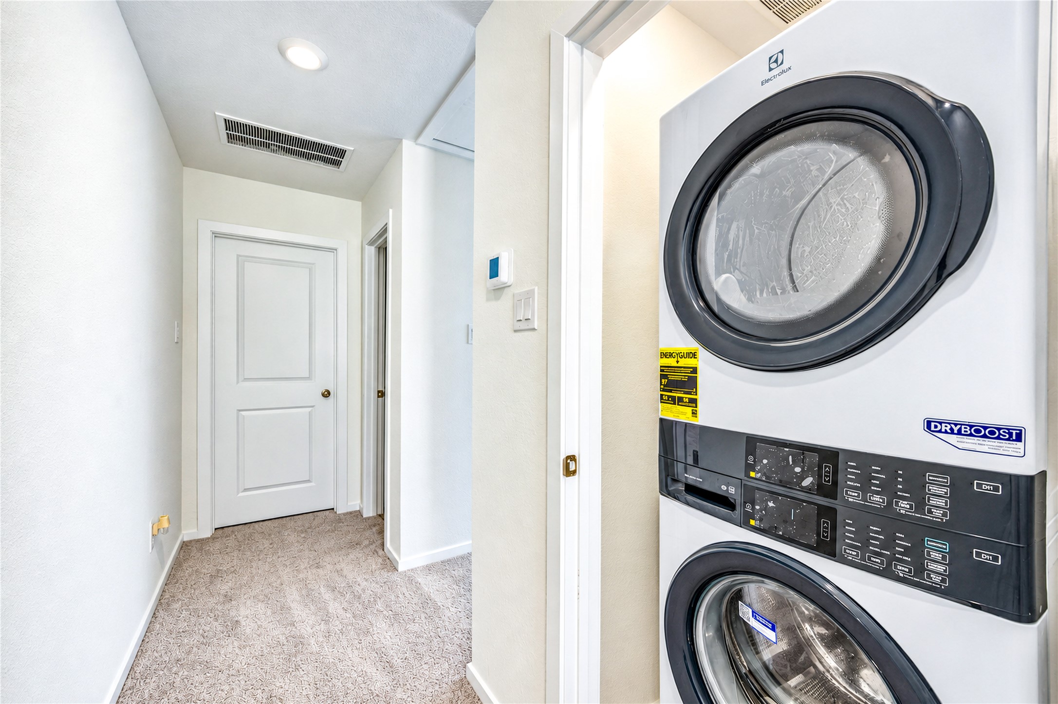 910 Pertuso Ln Property Photo 29