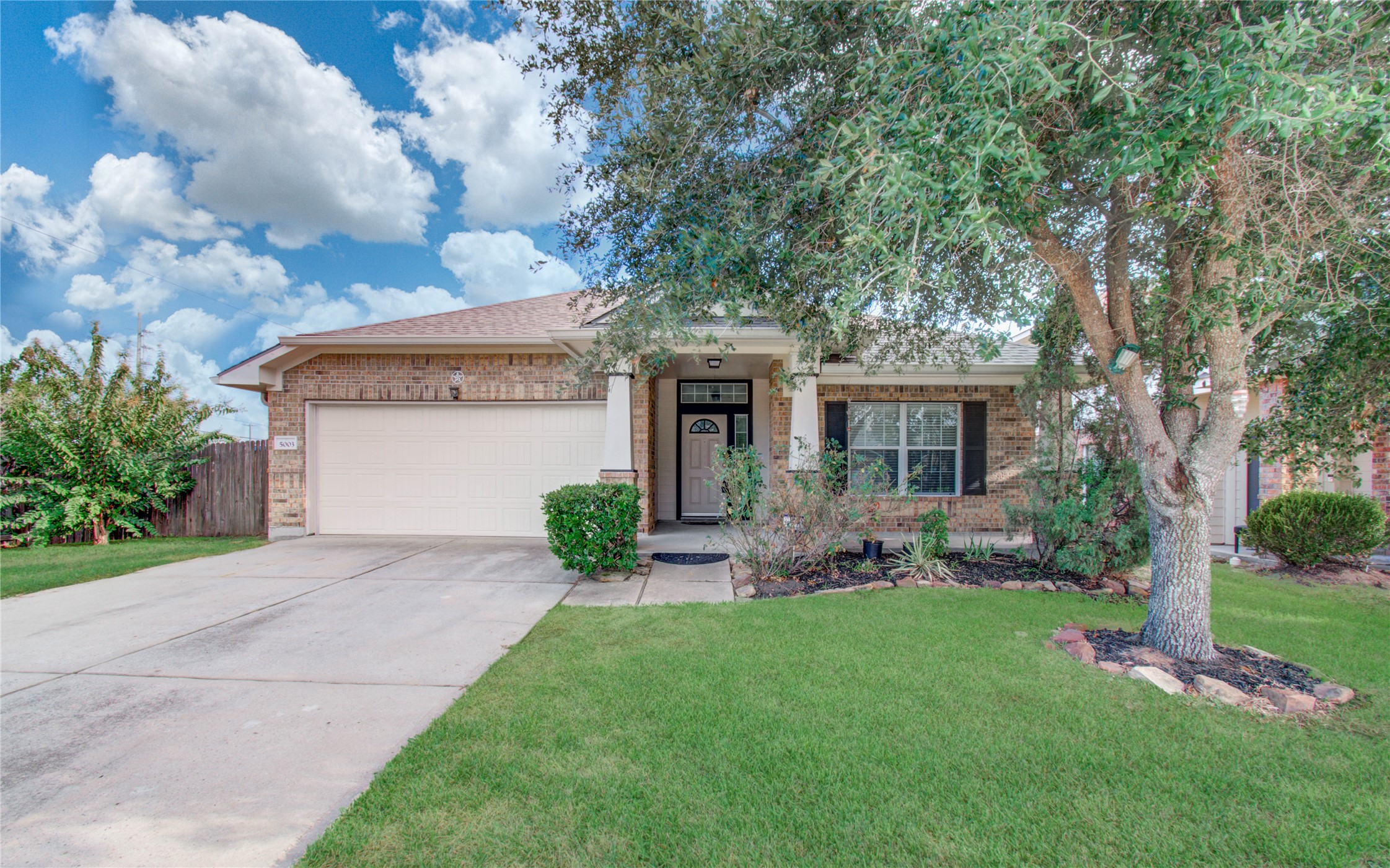 5003 Riverbridge Court Property Photo 1